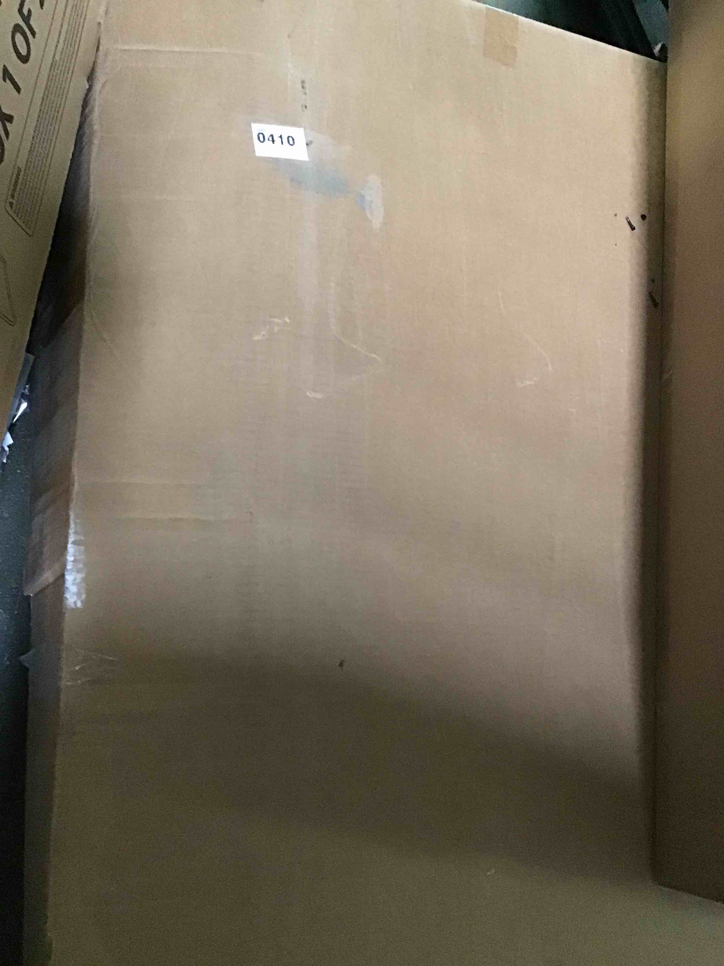 https://s3.amazonaws.com/lotting-images-prod/bidfta/YEL5238023_1693335306403.jpeg