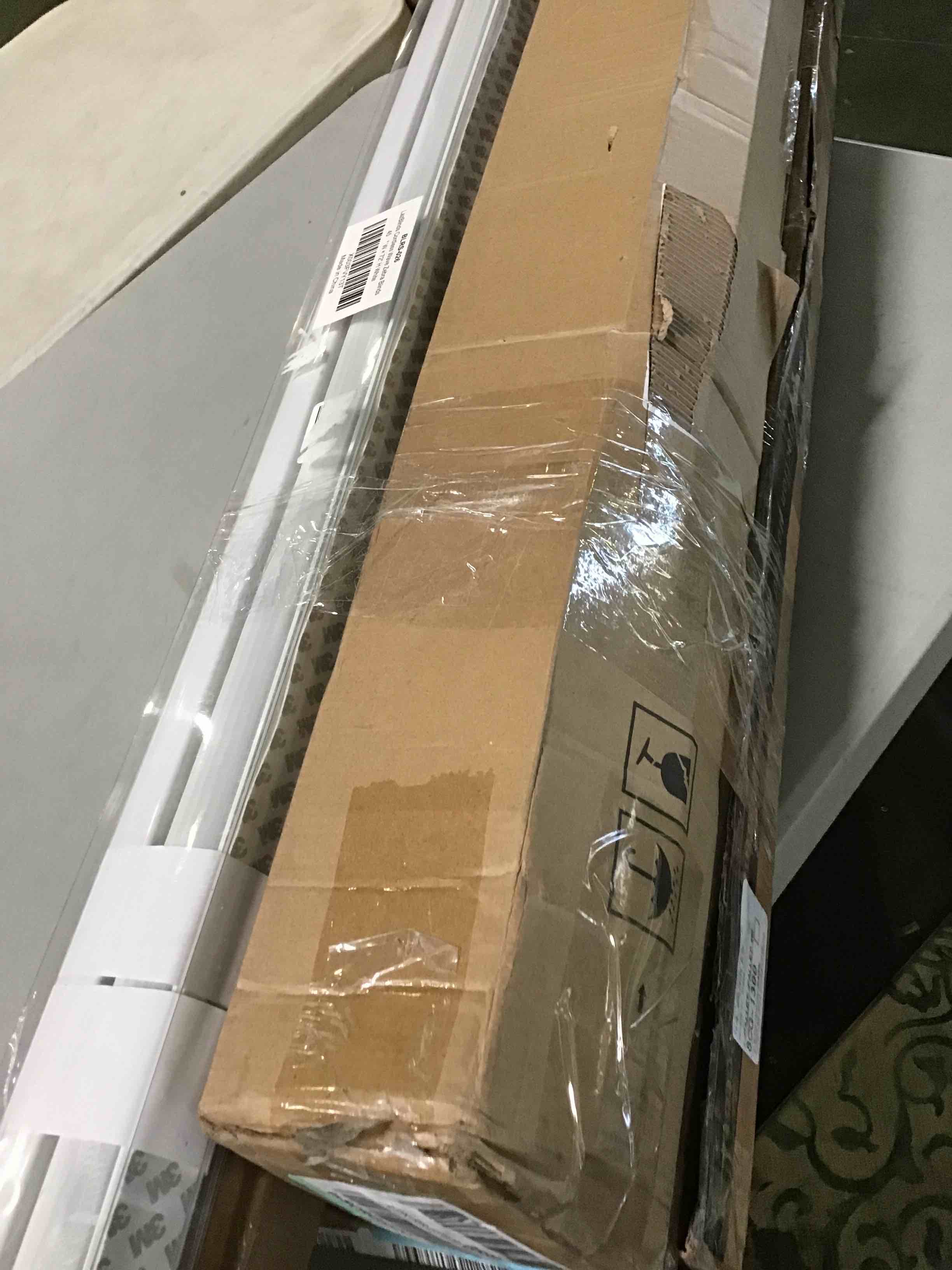 https://s3.amazonaws.com/lotting-images-prod/bidfta/YEL5238161_1693409709511.jpeg