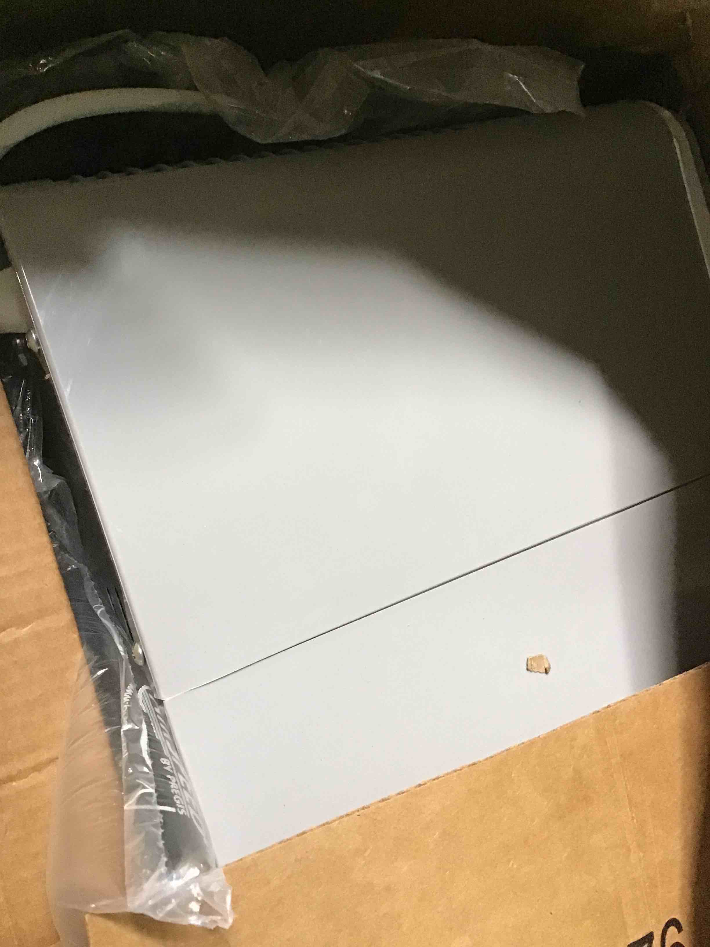 https://s3.amazonaws.com/lotting-images-prod/bidfta/YEL5238165_1693410372338.jpeg