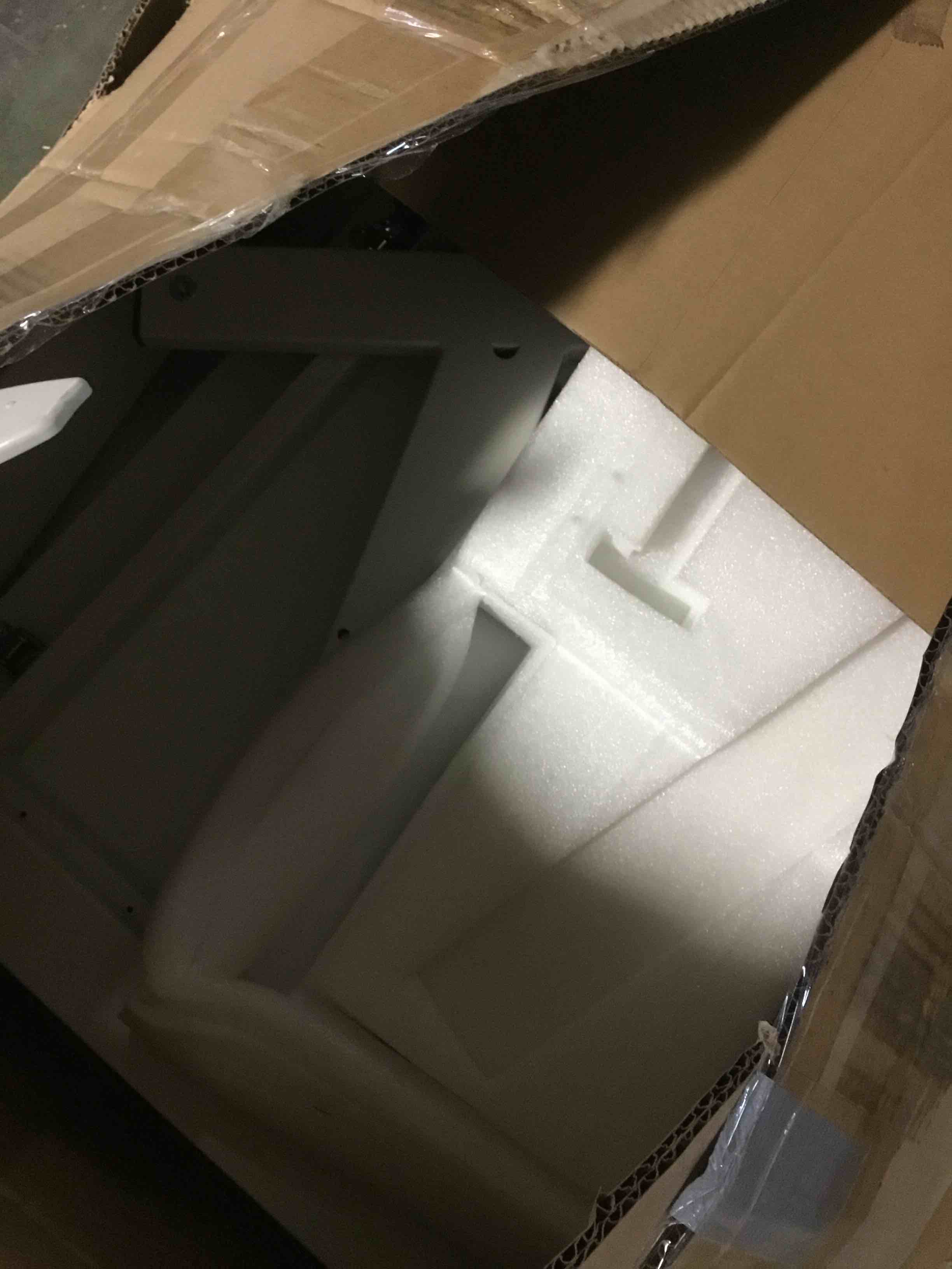 https://s3.amazonaws.com/lotting-images-prod/bidfta/YEL5243324_1692013719469.jpeg