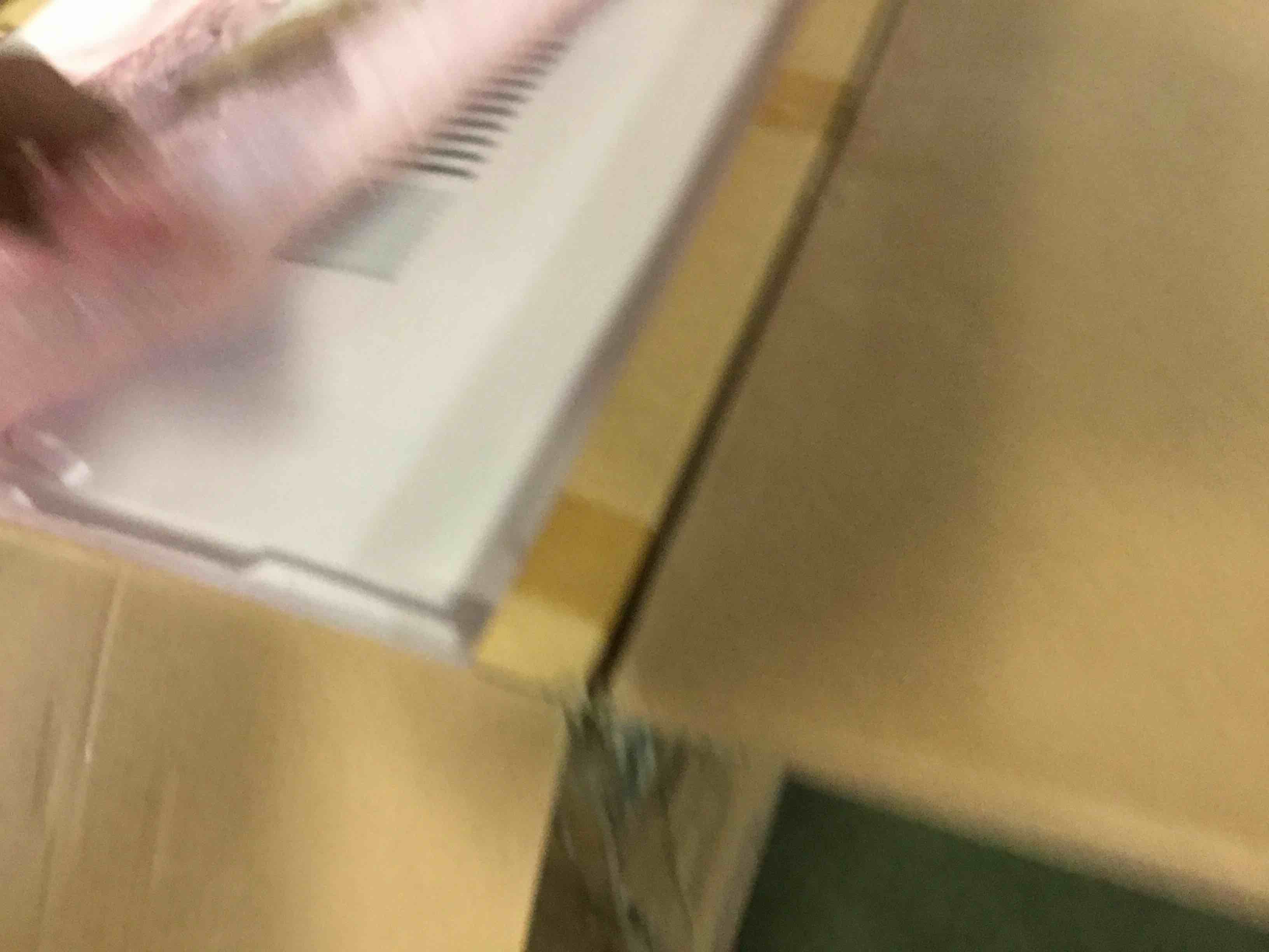 https://s3.amazonaws.com/lotting-images-prod/bidfta/YEL5243344_1692016666337.jpeg