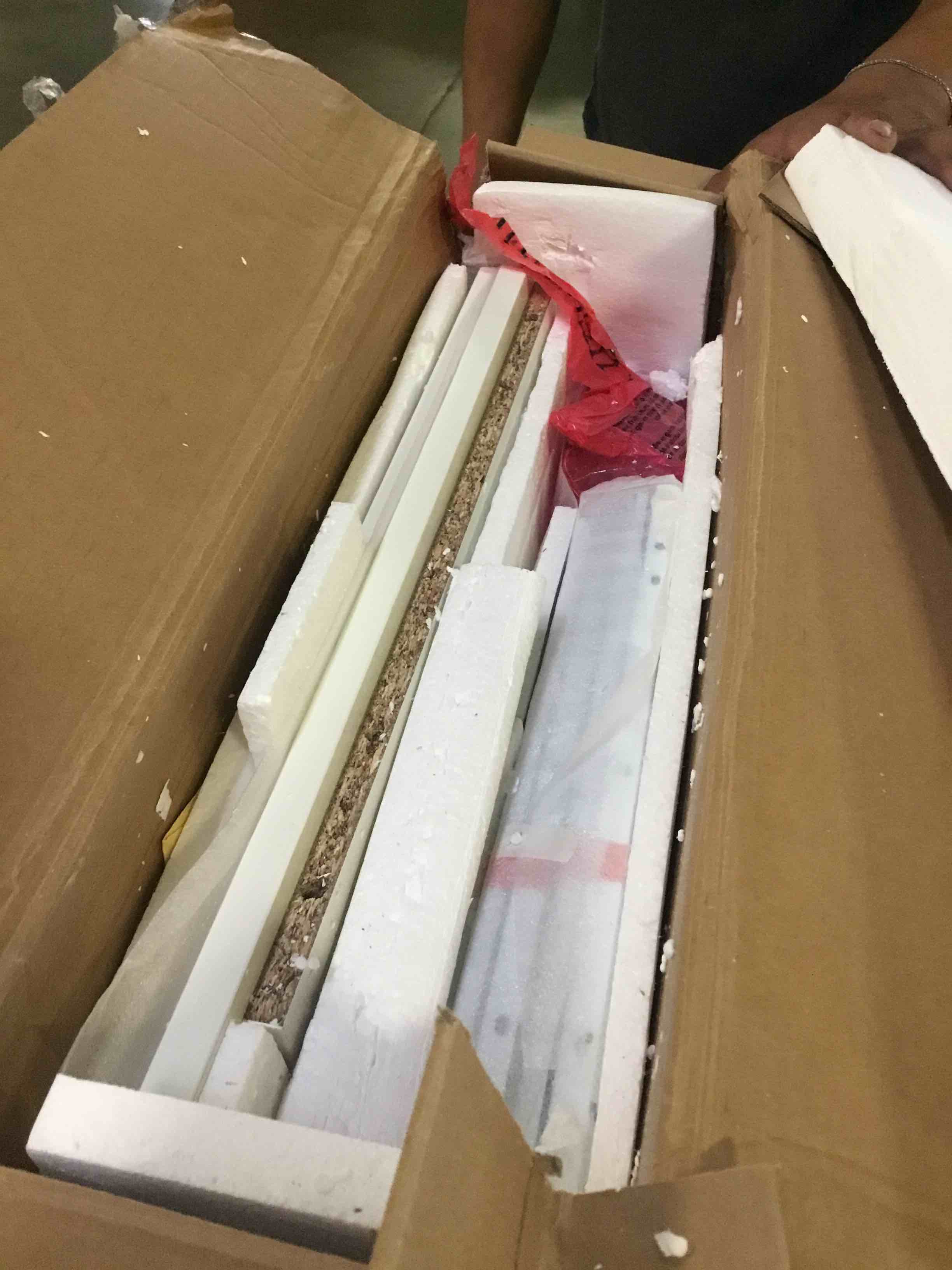 https://s3.amazonaws.com/lotting-images-prod/bidfta/YEL5243420_1692028644032.jpeg