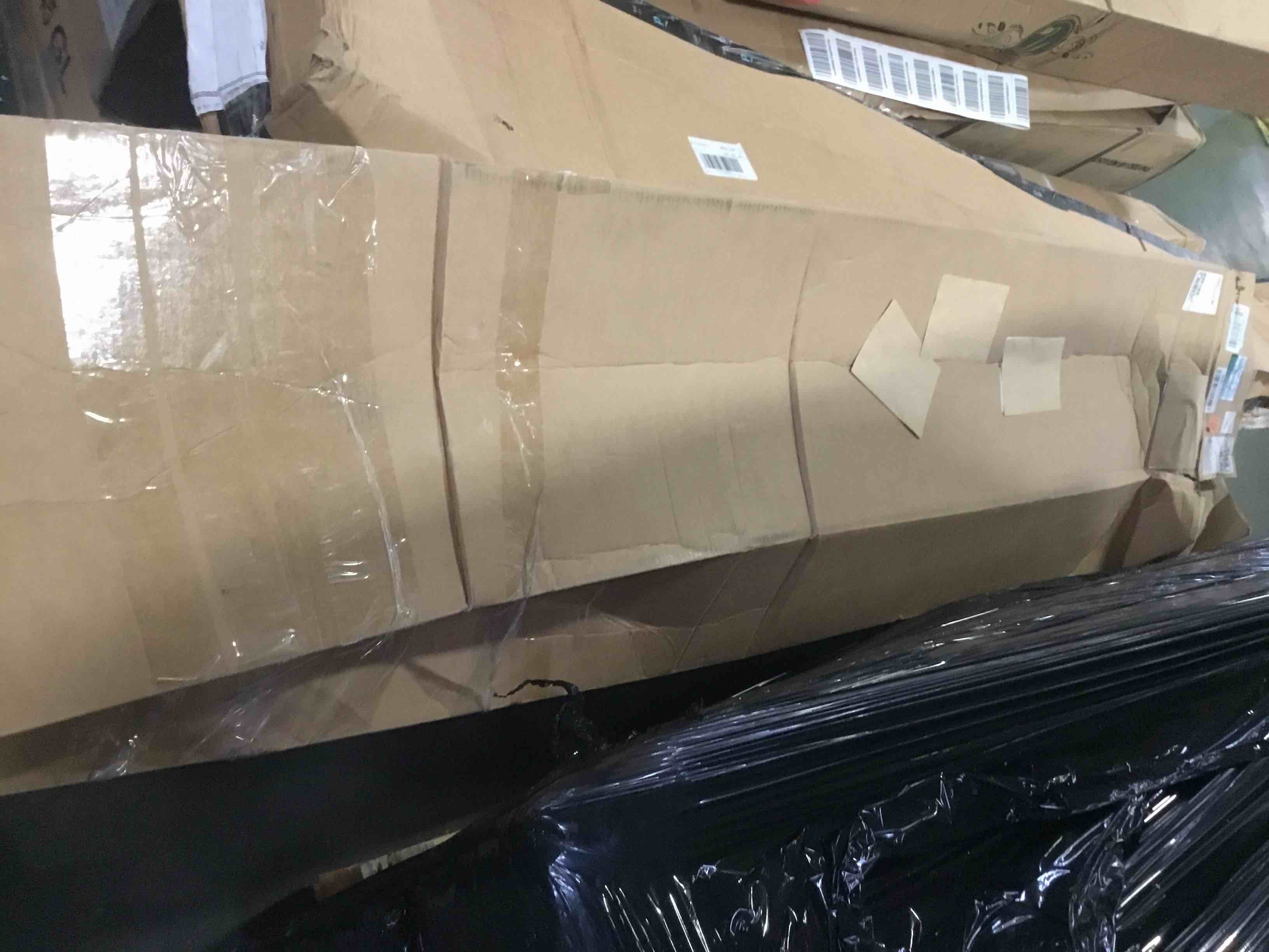 https://s3.amazonaws.com/lotting-images-prod/bidfta/YEL5243432_1692030125736.jpeg