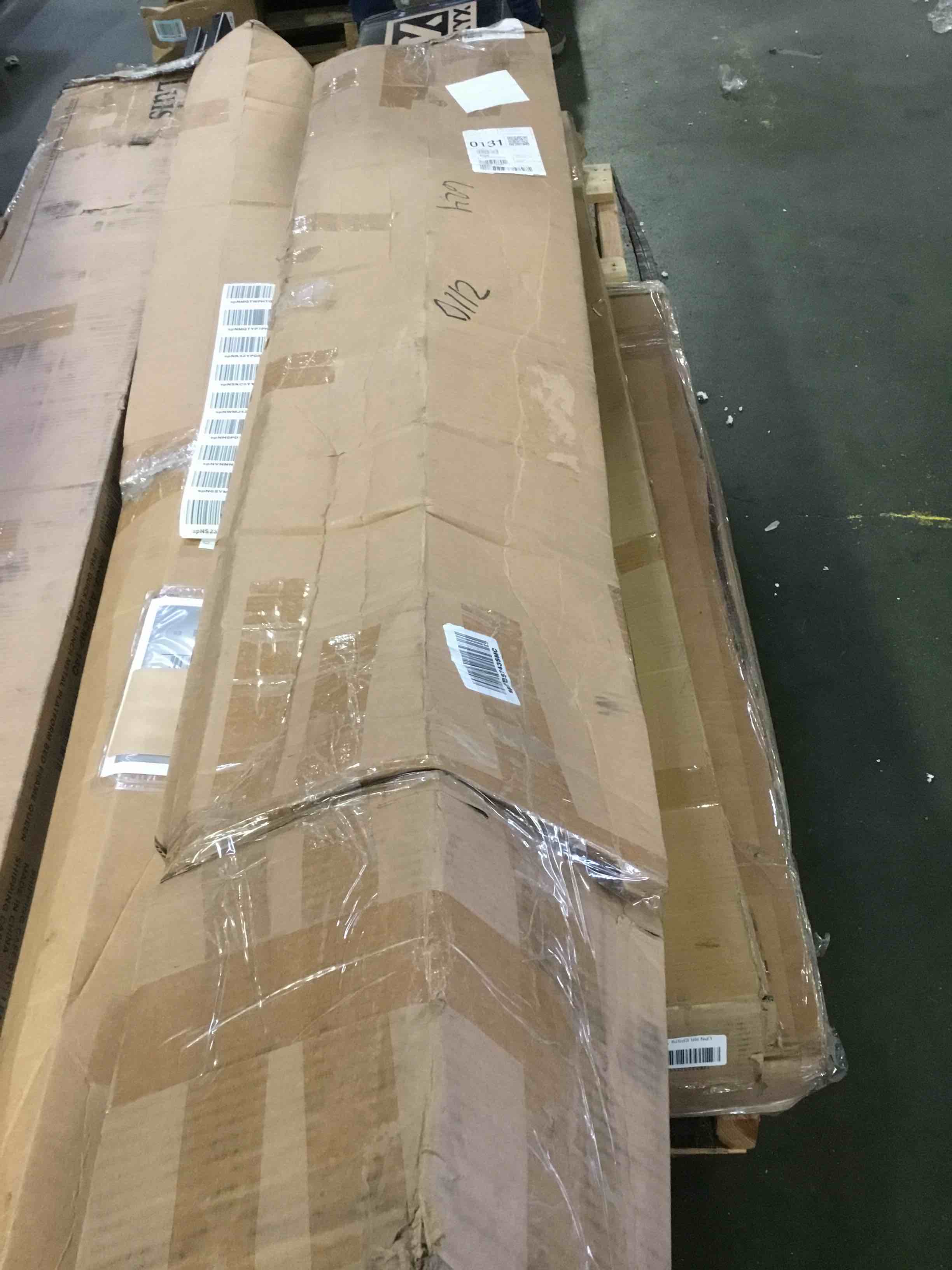 https://s3.amazonaws.com/lotting-images-prod/bidfta/YEL5243435_1692030315402.jpeg