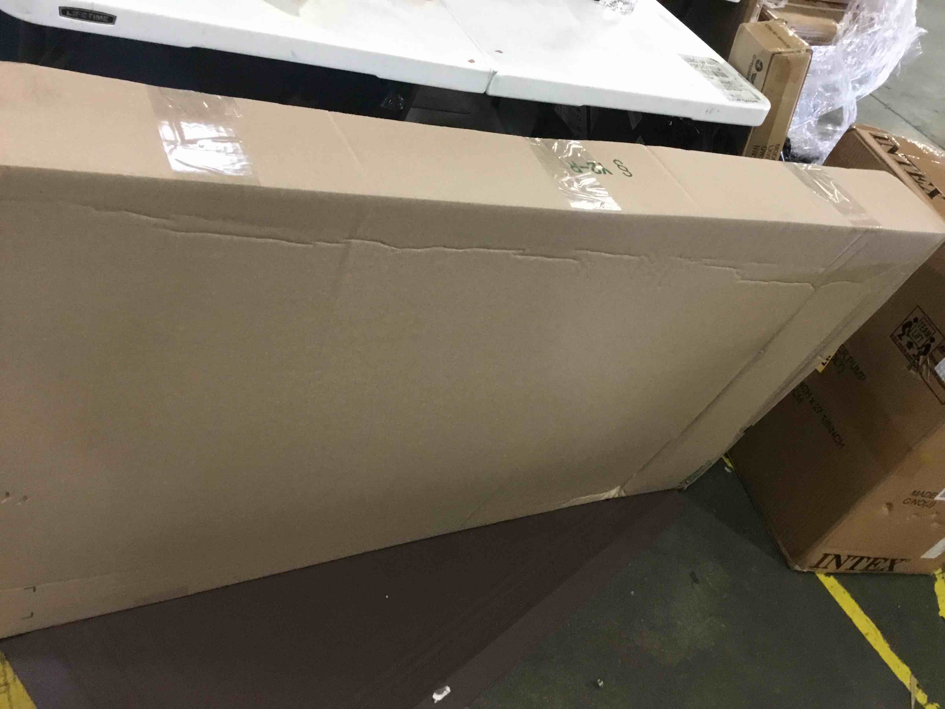 https://s3.amazonaws.com/lotting-images-prod/bidfta/YEL5243605_1692111404800.jpeg