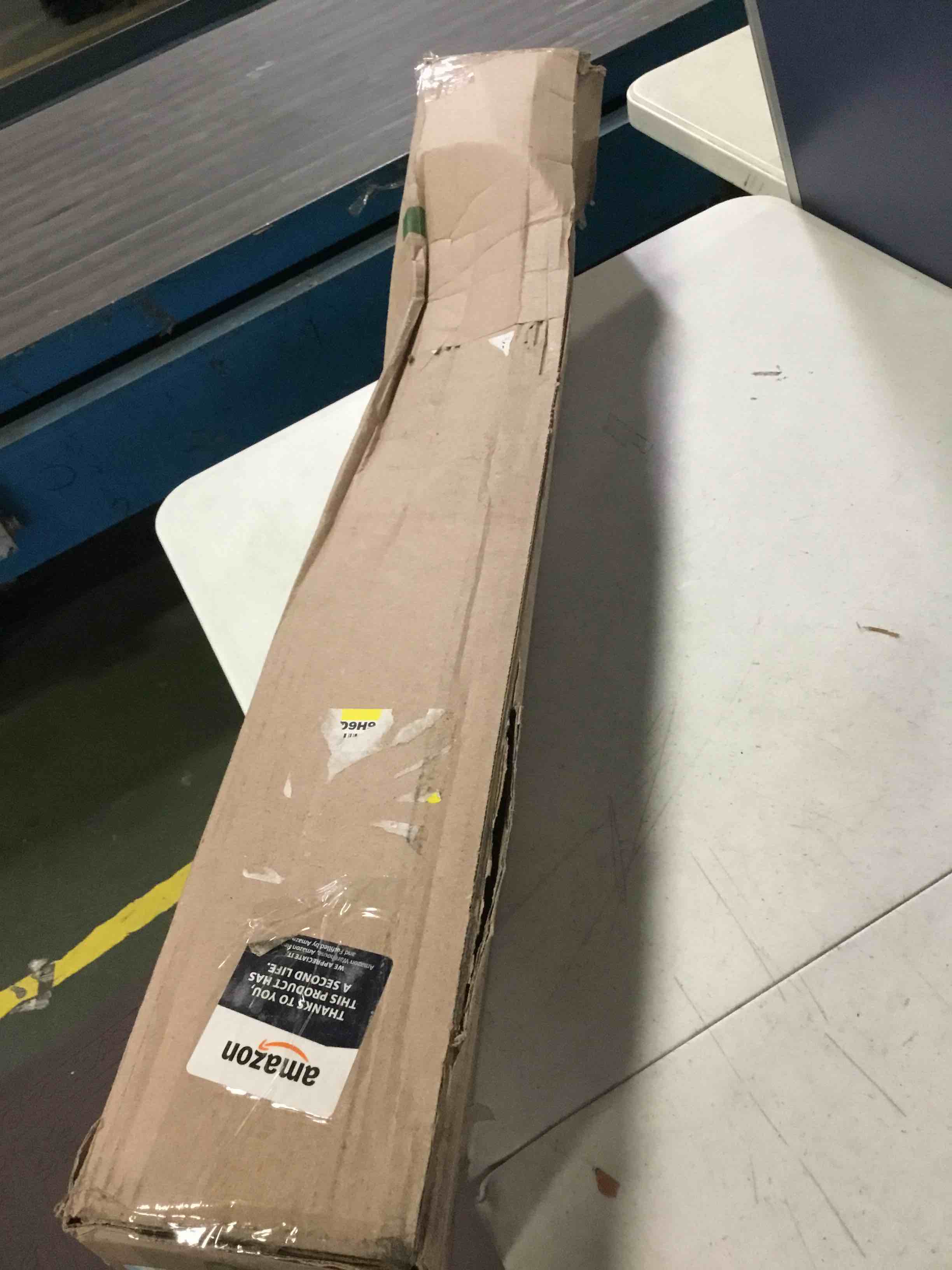 https://s3.amazonaws.com/lotting-images-prod/bidfta/YEL5243626_1692113957392.jpeg
