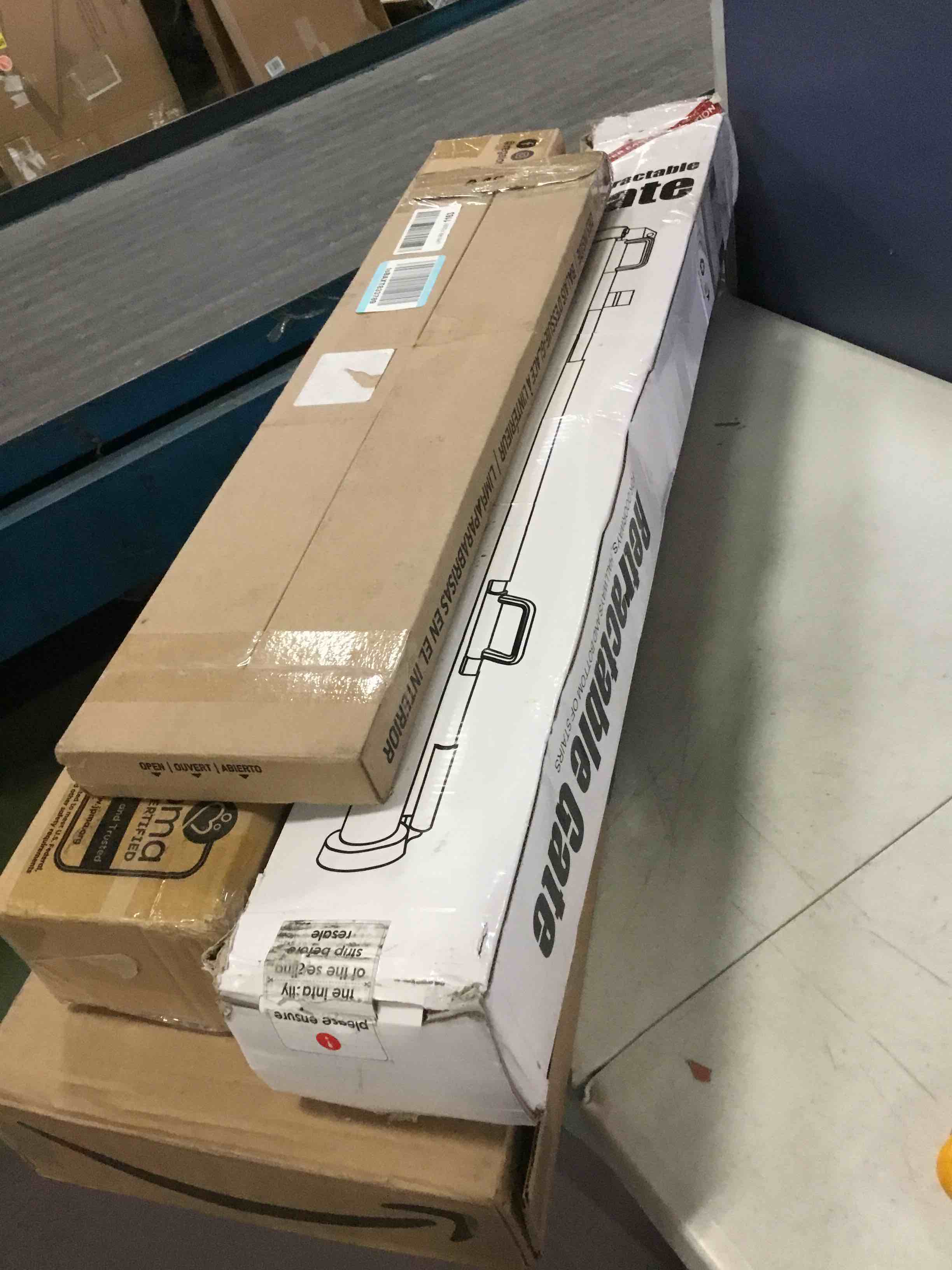 https://s3.amazonaws.com/lotting-images-prod/bidfta/YEL5243650_1692117222512.jpeg