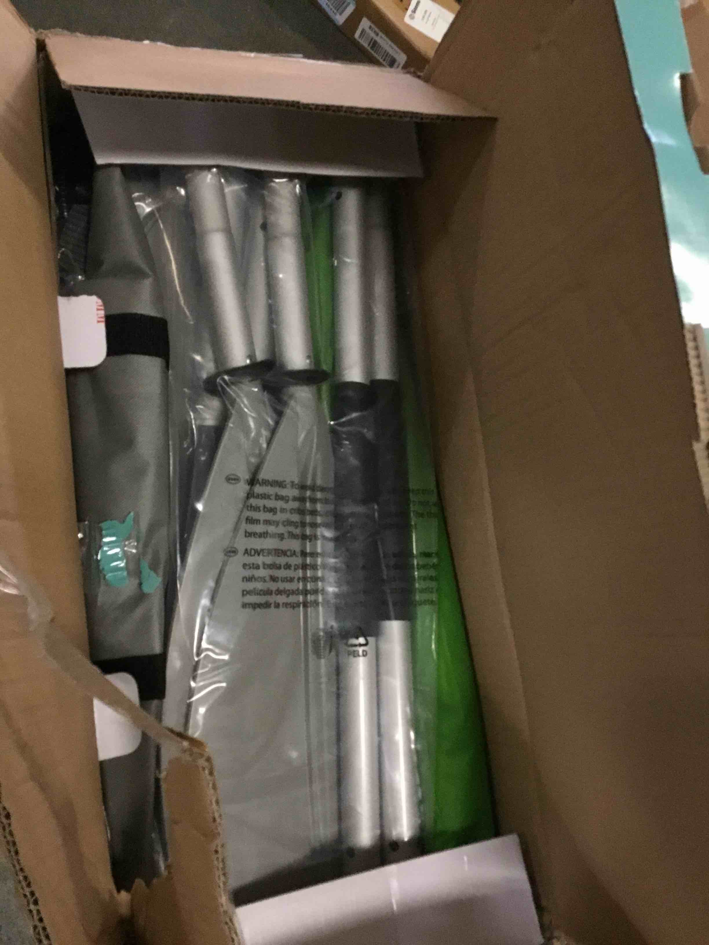 https://s3.amazonaws.com/lotting-images-prod/bidfta/YEL5243732_1692130636537.jpeg