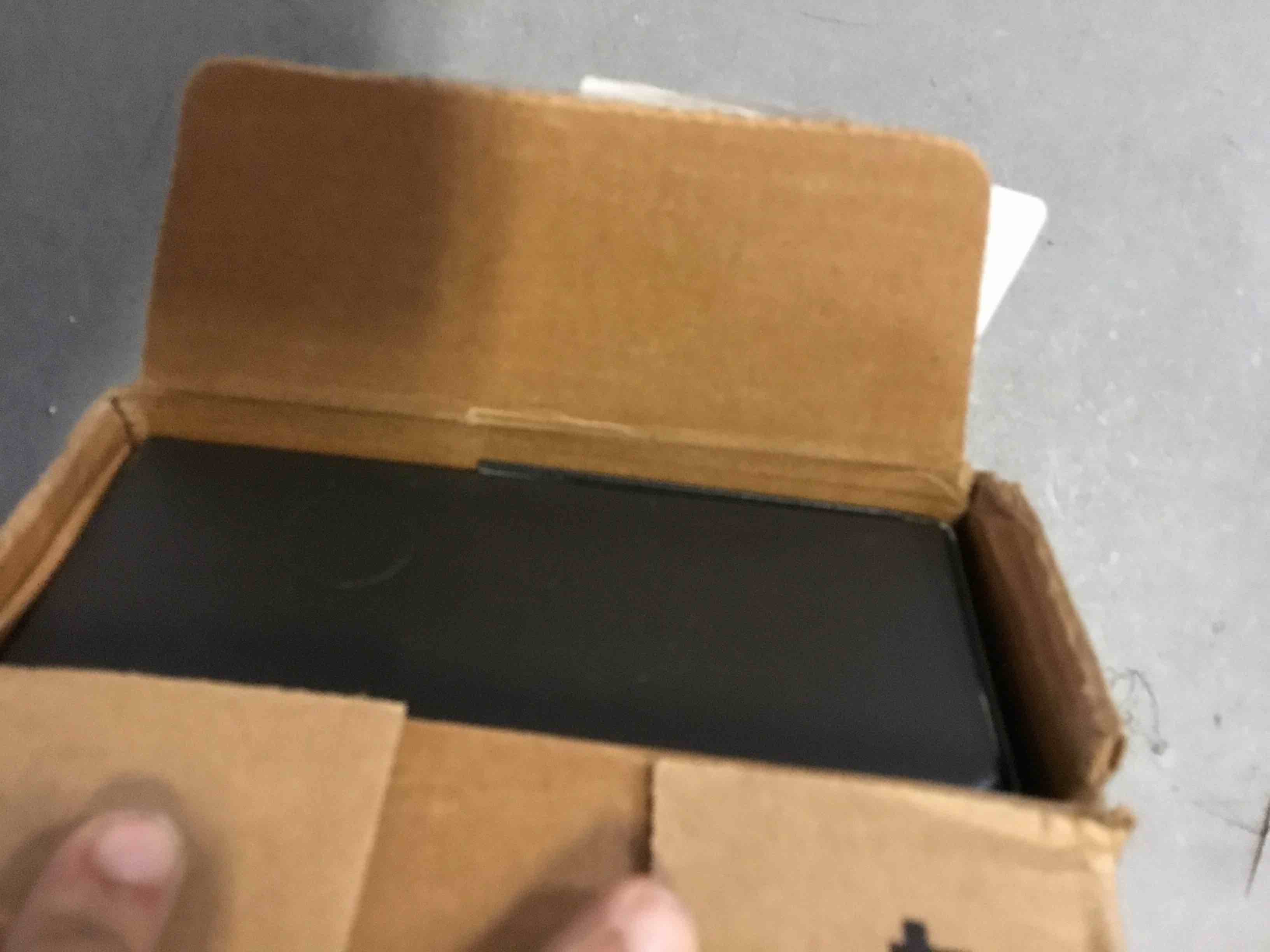 https://s3.amazonaws.com/lotting-images-prod/bidfta/YEL5243768_1692188642423.jpeg