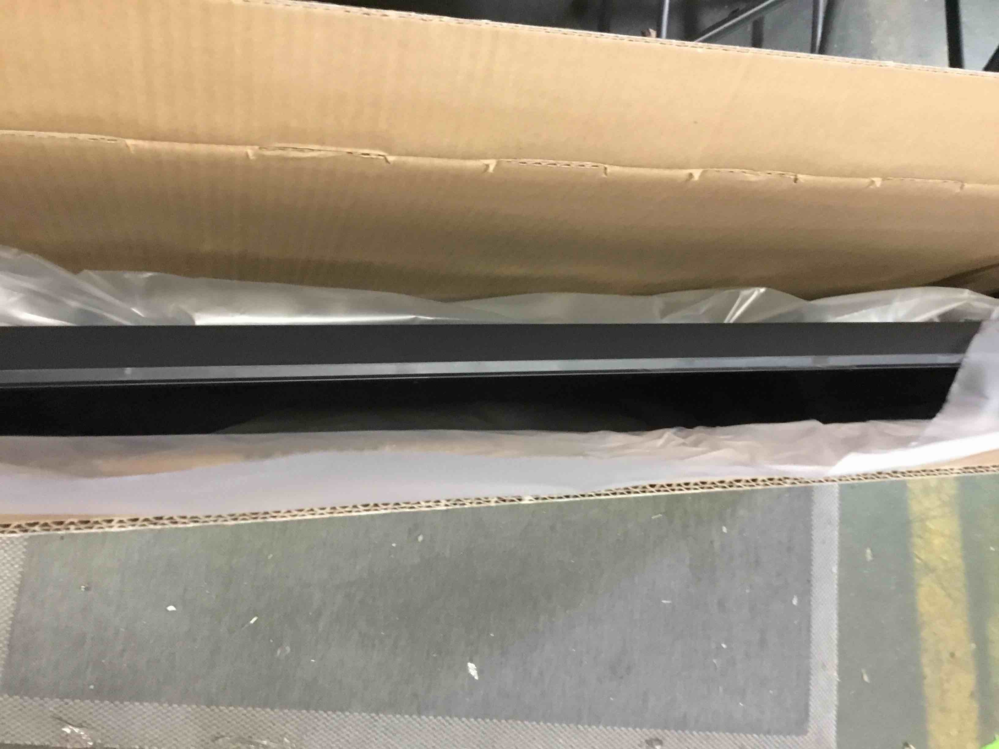 https://s3.amazonaws.com/lotting-images-prod/bidfta/YEL5243973_1692216474205.jpeg