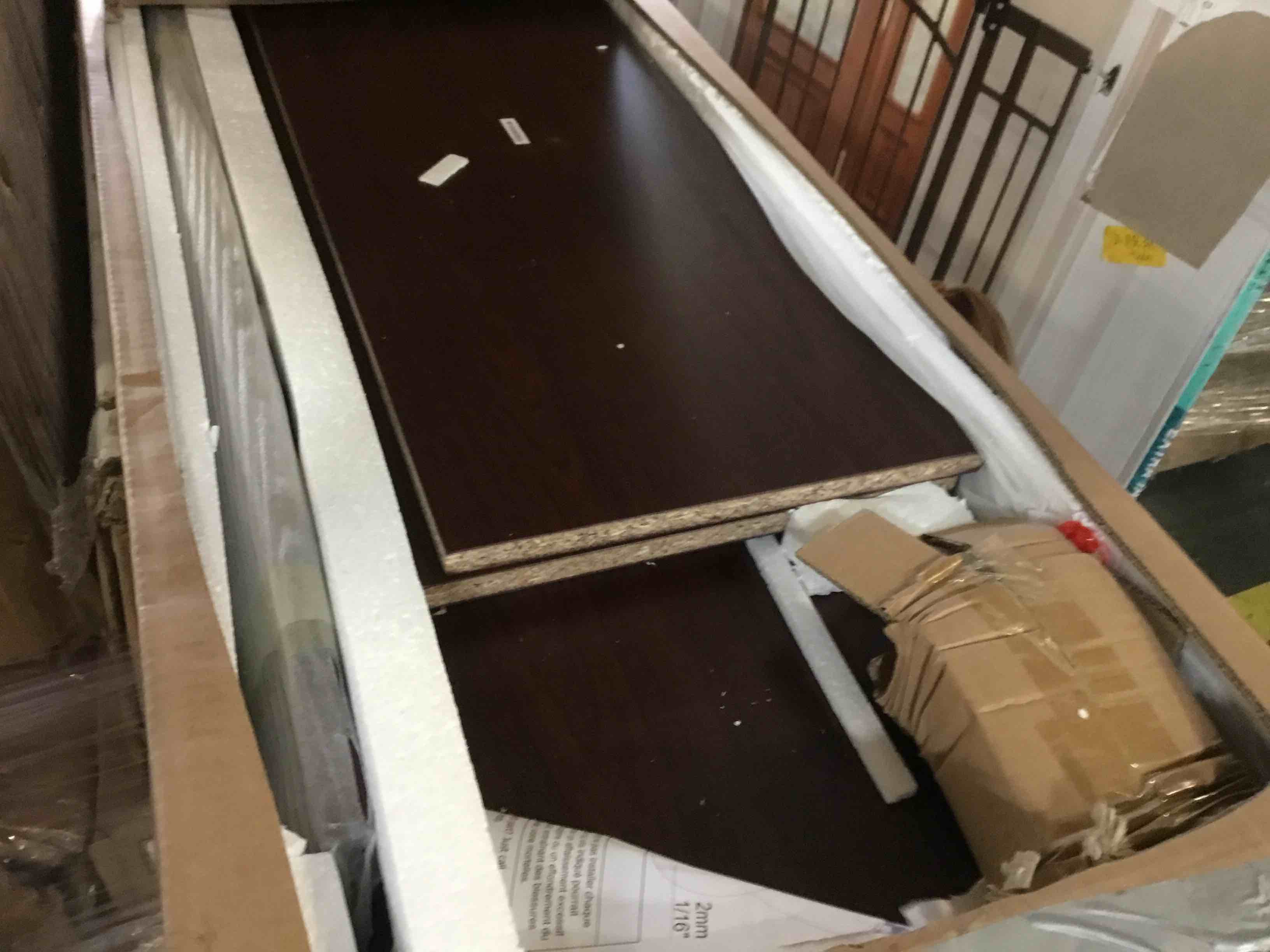 https://s3.amazonaws.com/lotting-images-prod/bidfta/YEL5244297_1692366969262.jpeg