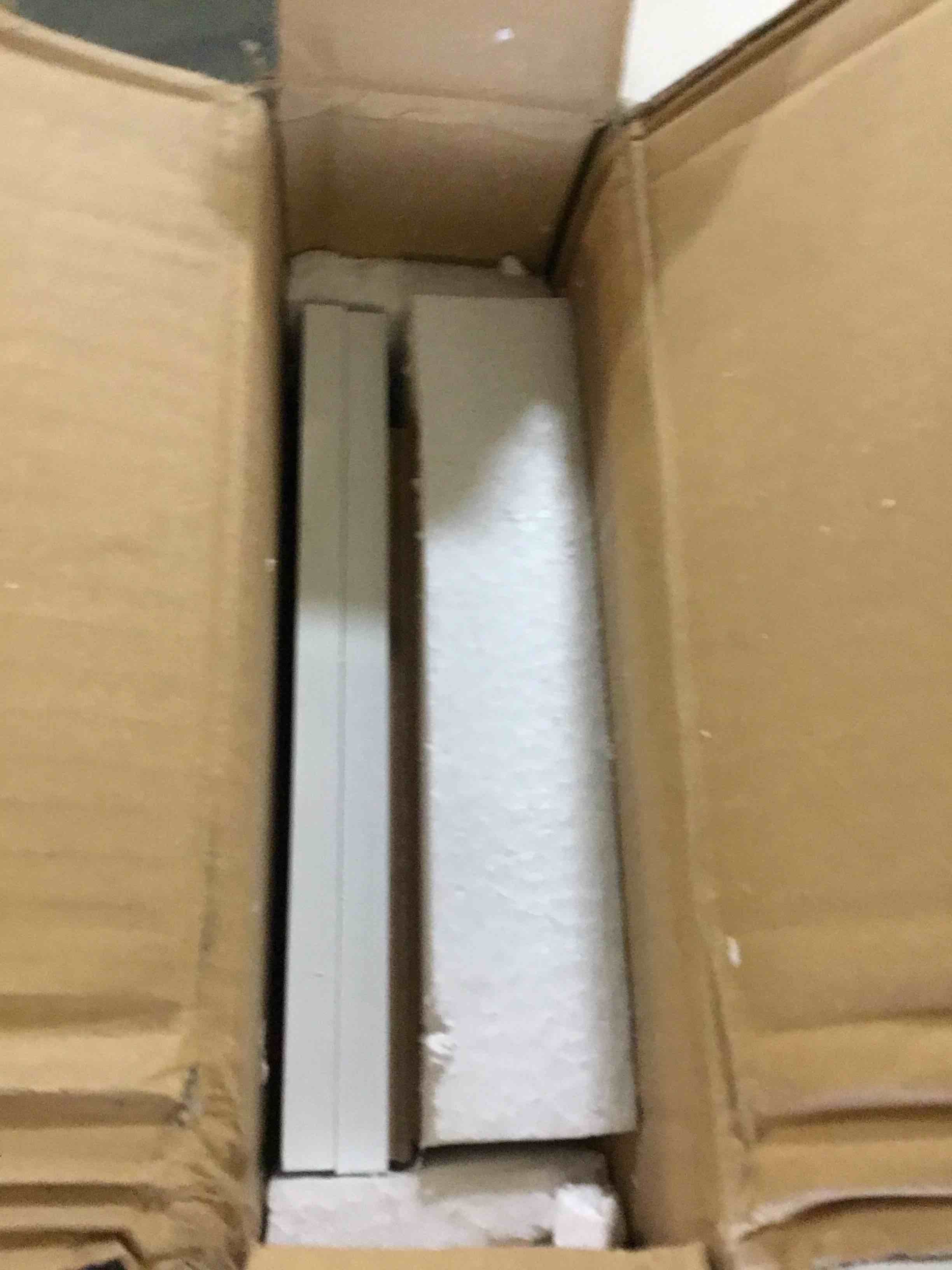 https://s3.amazonaws.com/lotting-images-prod/bidfta/YEL5244332_1692372446463.jpeg