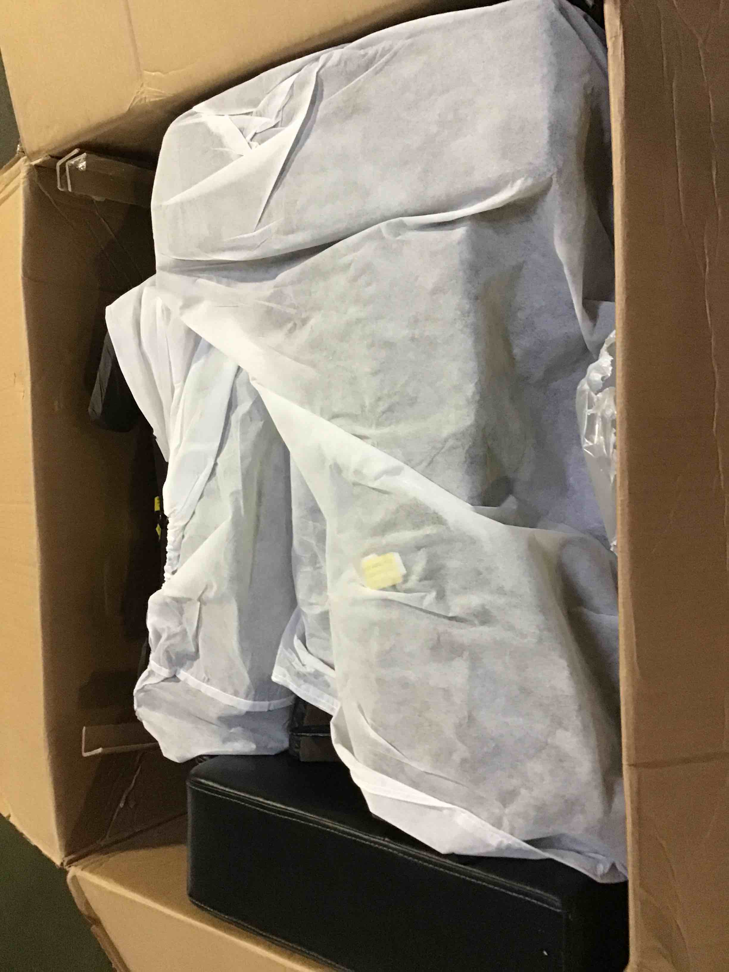 https://s3.amazonaws.com/lotting-images-prod/bidfta/YEL5244491_1692967514438.jpeg