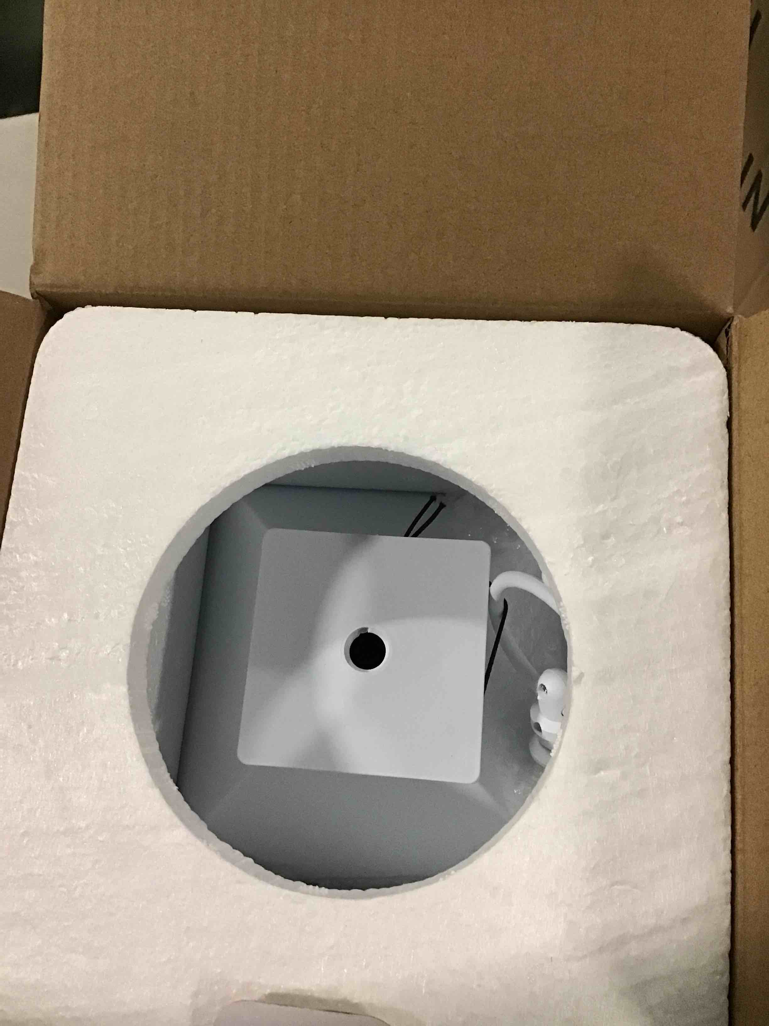https://s3.amazonaws.com/lotting-images-prod/bidfta/YEL5245377_1703685294331.jpeg