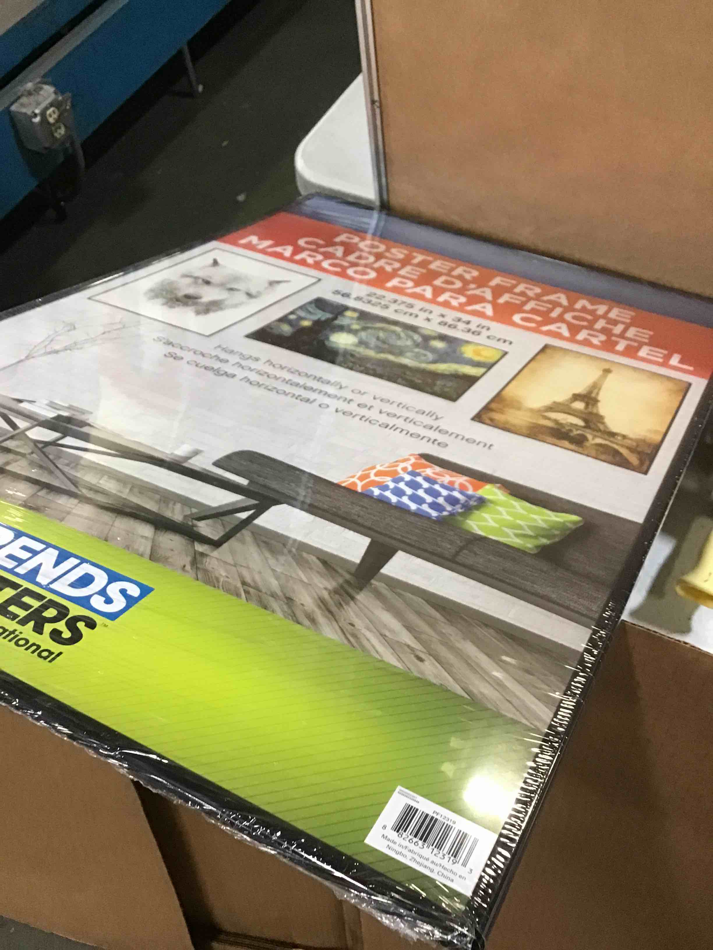 https://s3.amazonaws.com/lotting-images-prod/bidfta/YEL5246092_1691414741101.jpeg