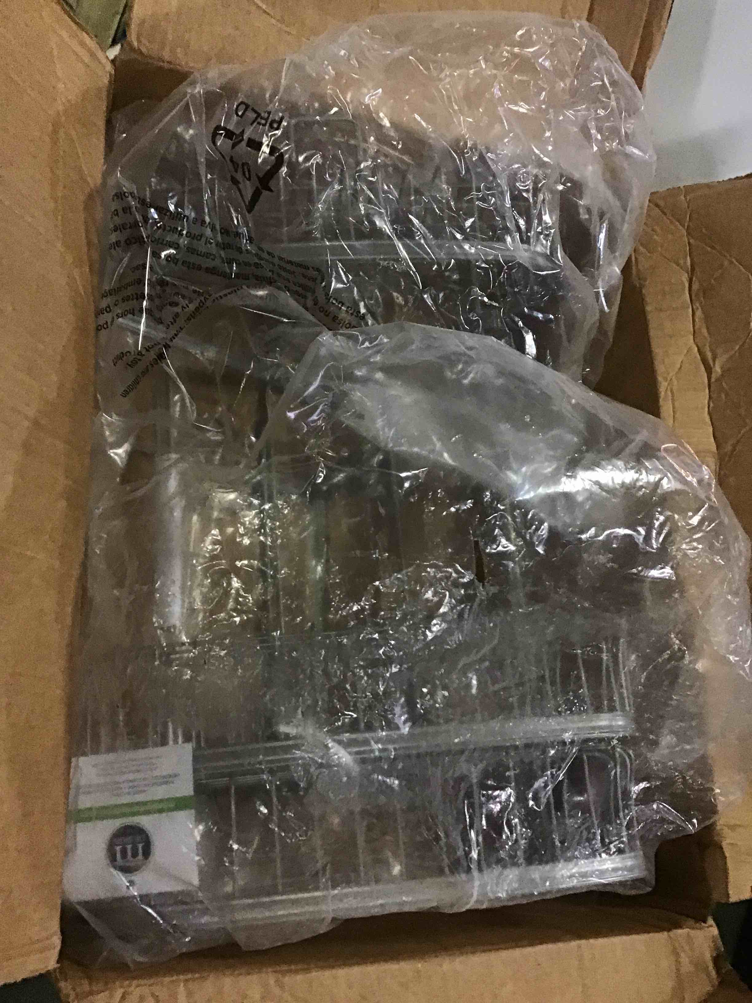 https://s3.amazonaws.com/lotting-images-prod/bidfta/YEL5246222_1691580334517.jpeg