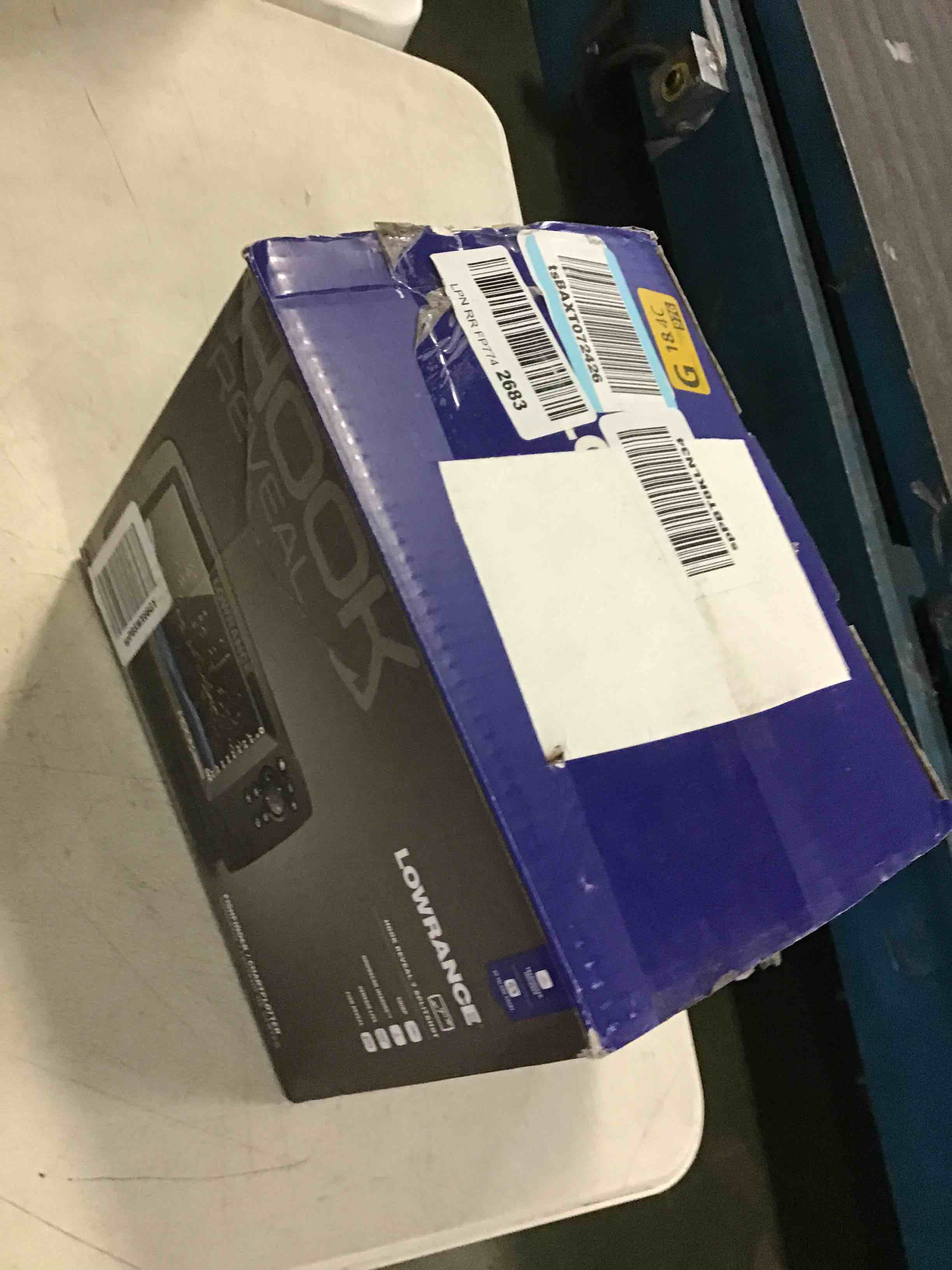 https://s3.amazonaws.com/lotting-images-prod/bidfta/YEL5246256_1691583404640.jpeg
