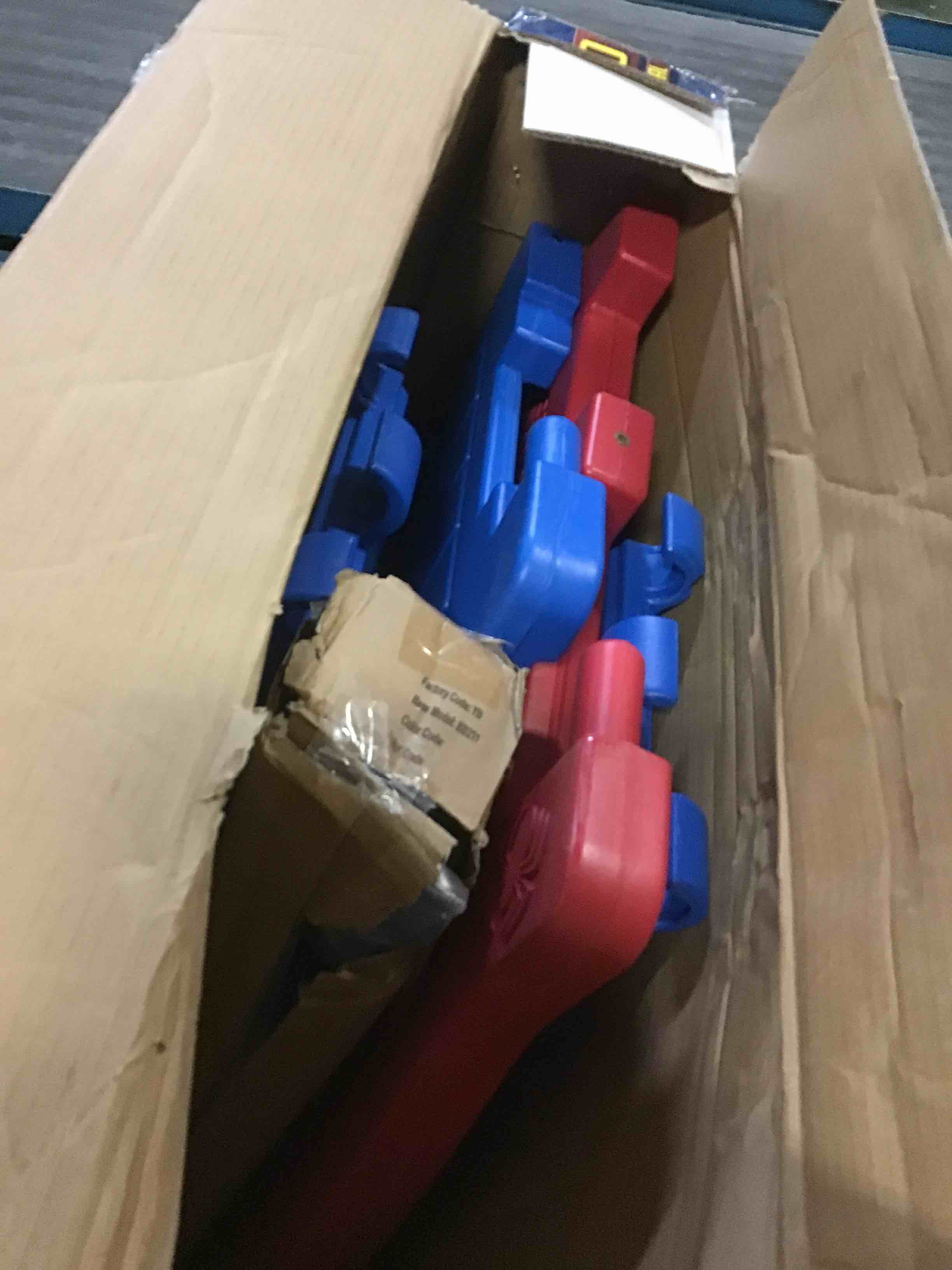 https://s3.amazonaws.com/lotting-images-prod/bidfta/YEL5246949_1691852318885.jpeg