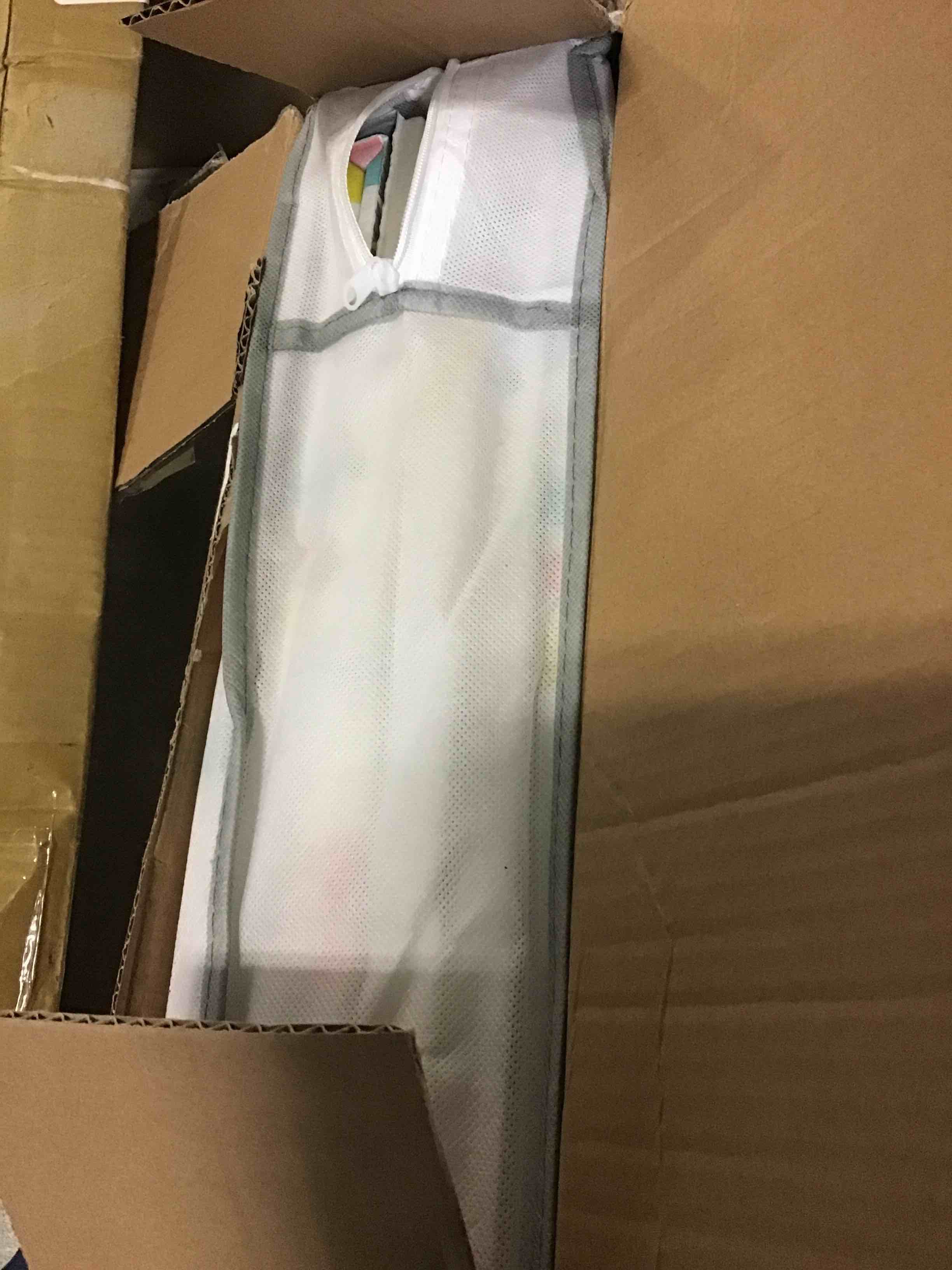https://s3.amazonaws.com/lotting-images-prod/bidfta/YEL5246980_1692013375203.jpeg