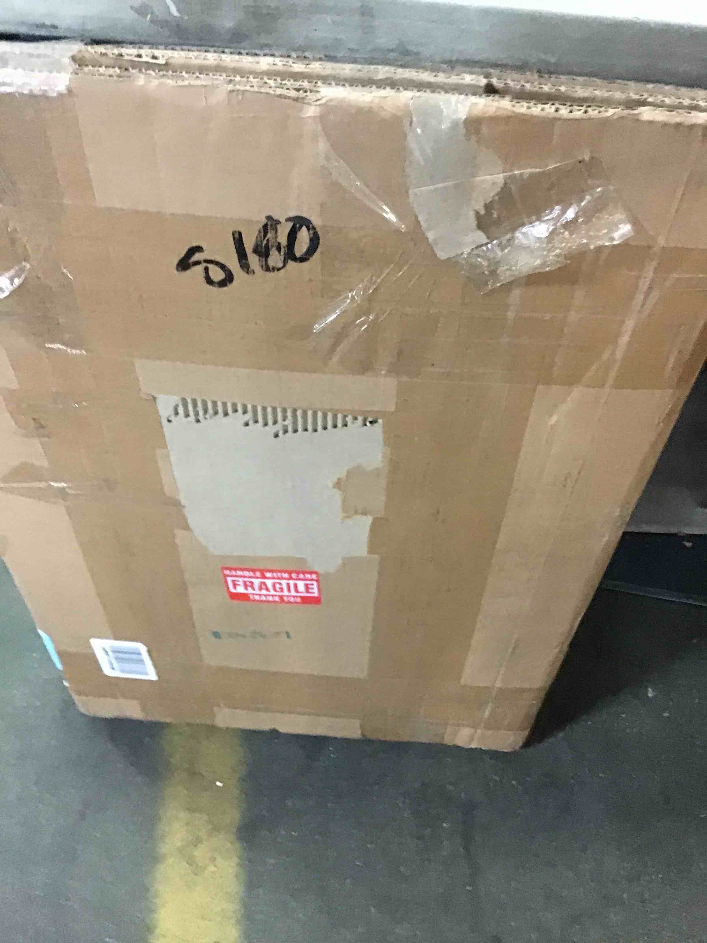 https://s3.amazonaws.com/lotting-images-prod/bidfta/YEL5247212_1692042002385.jpeg