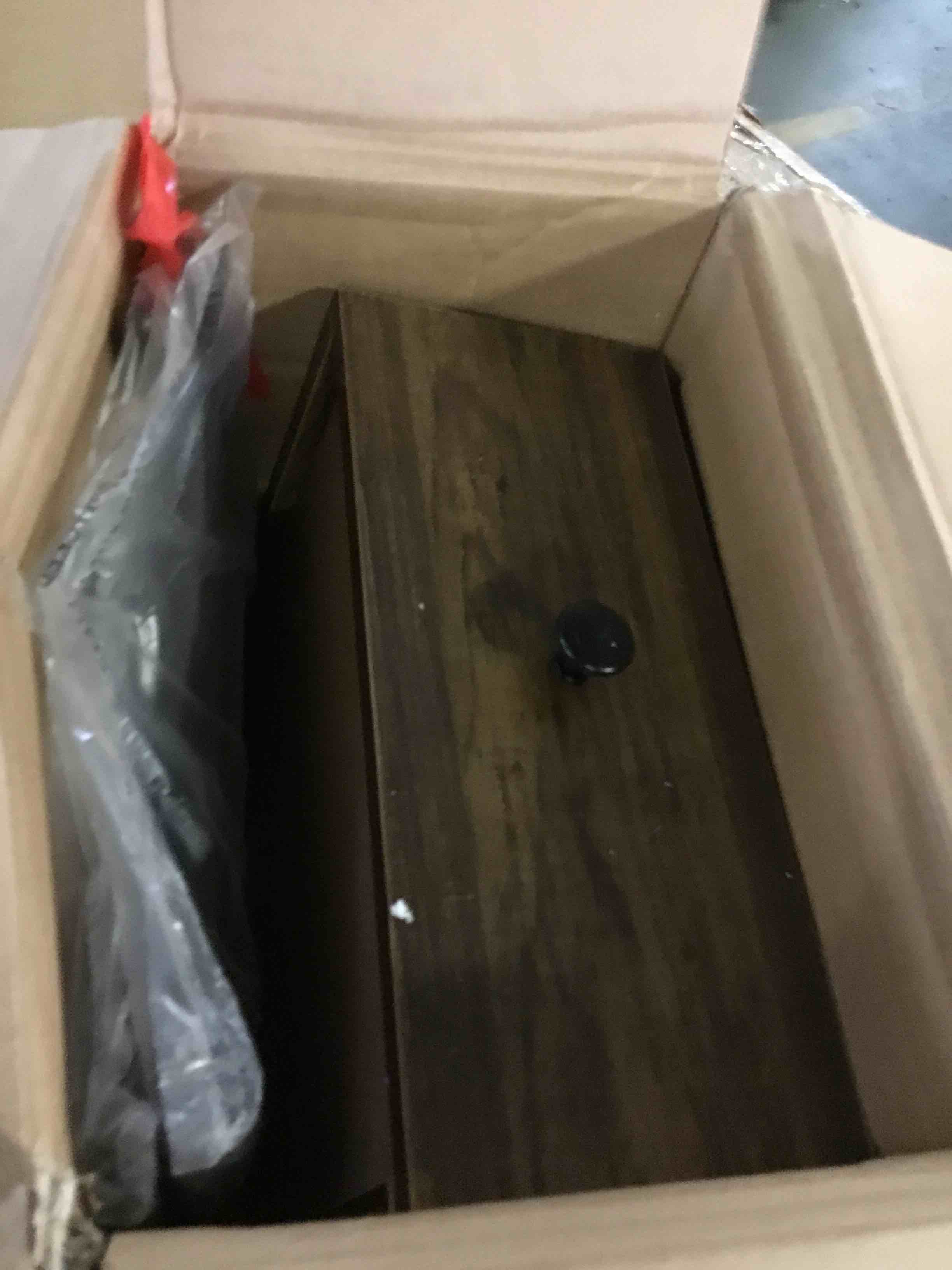 https://s3.amazonaws.com/lotting-images-prod/bidfta/YEL5248038_1692025803828.jpeg