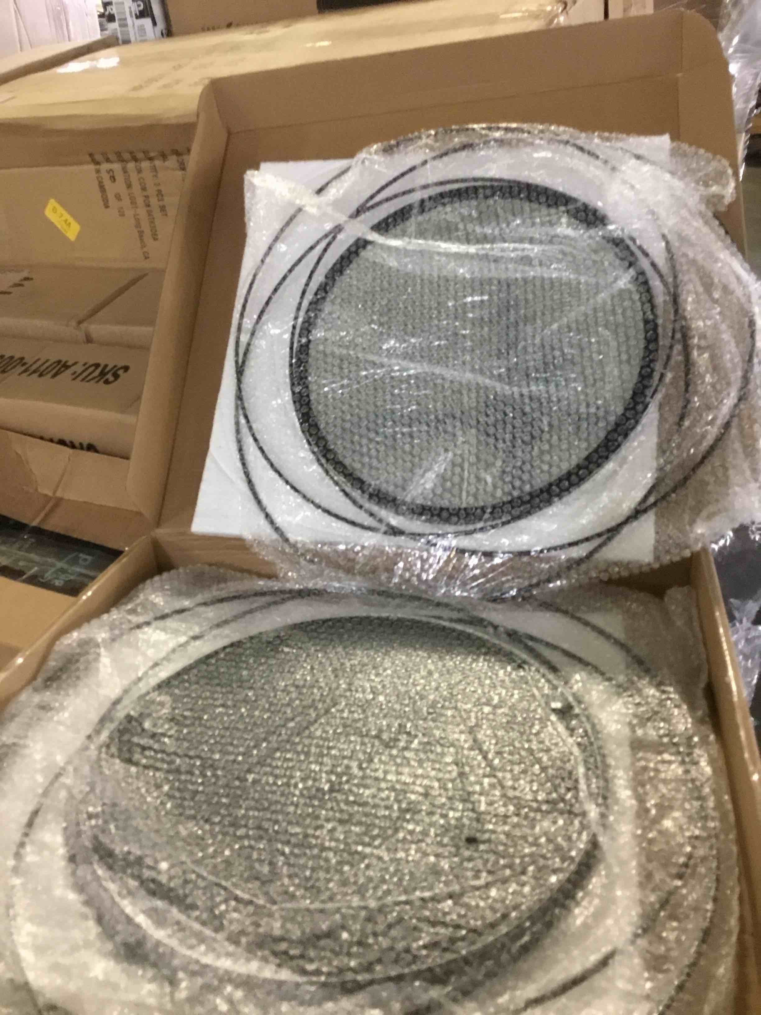 https://s3.amazonaws.com/lotting-images-prod/bidfta/YEL5248126_1692041680651.jpeg