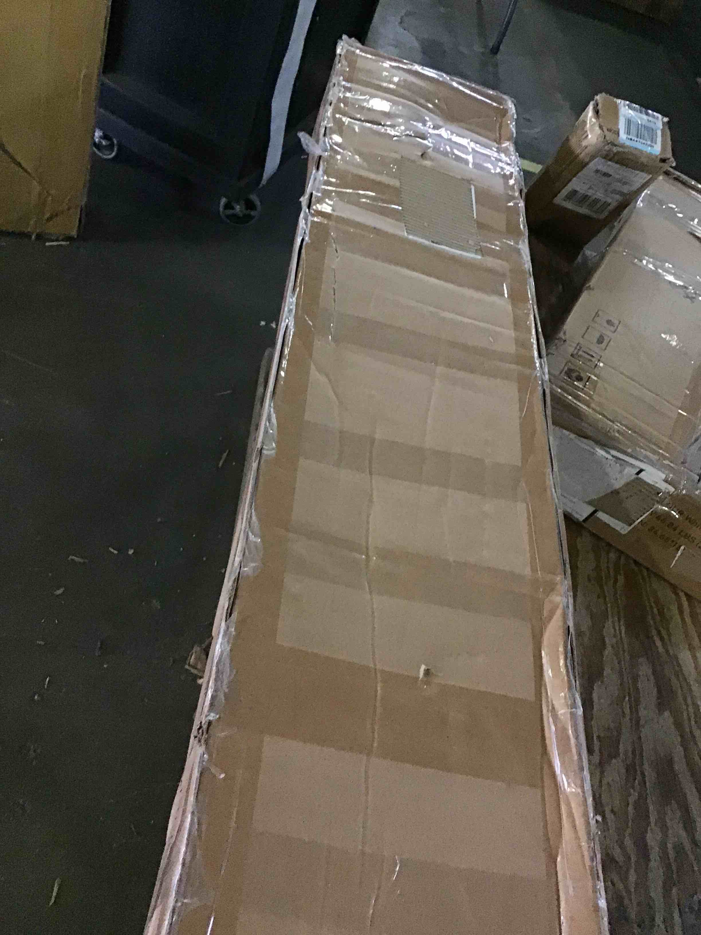 https://s3.amazonaws.com/lotting-images-prod/bidfta/YEL5248323_1692130917920.jpeg