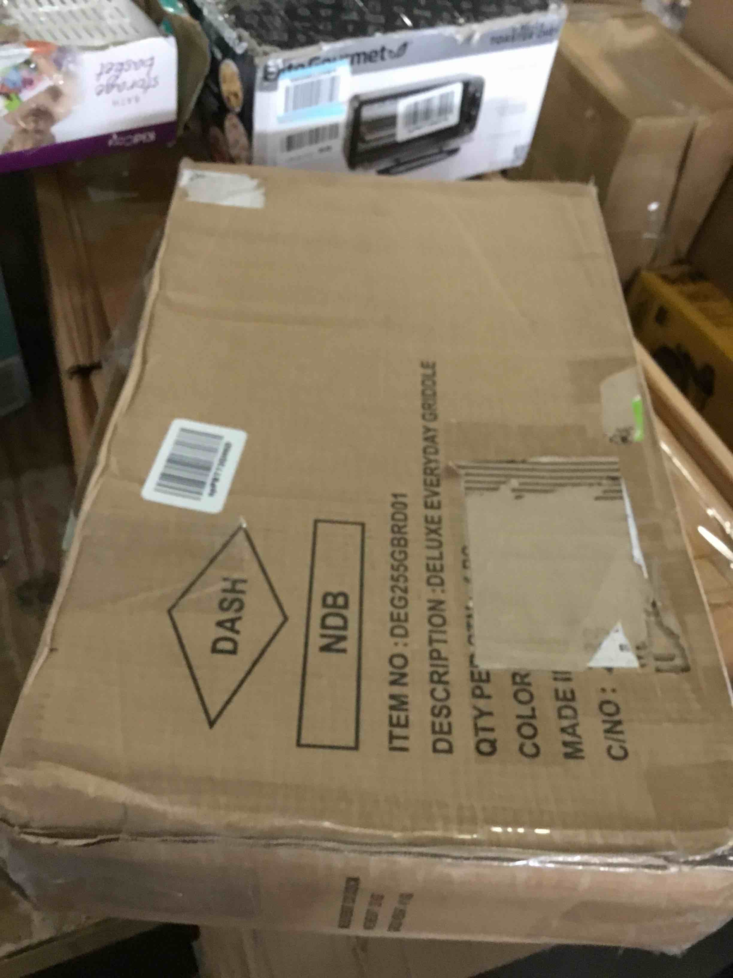 https://s3.amazonaws.com/lotting-images-prod/bidfta/YEL5248360_1692189161588.jpeg