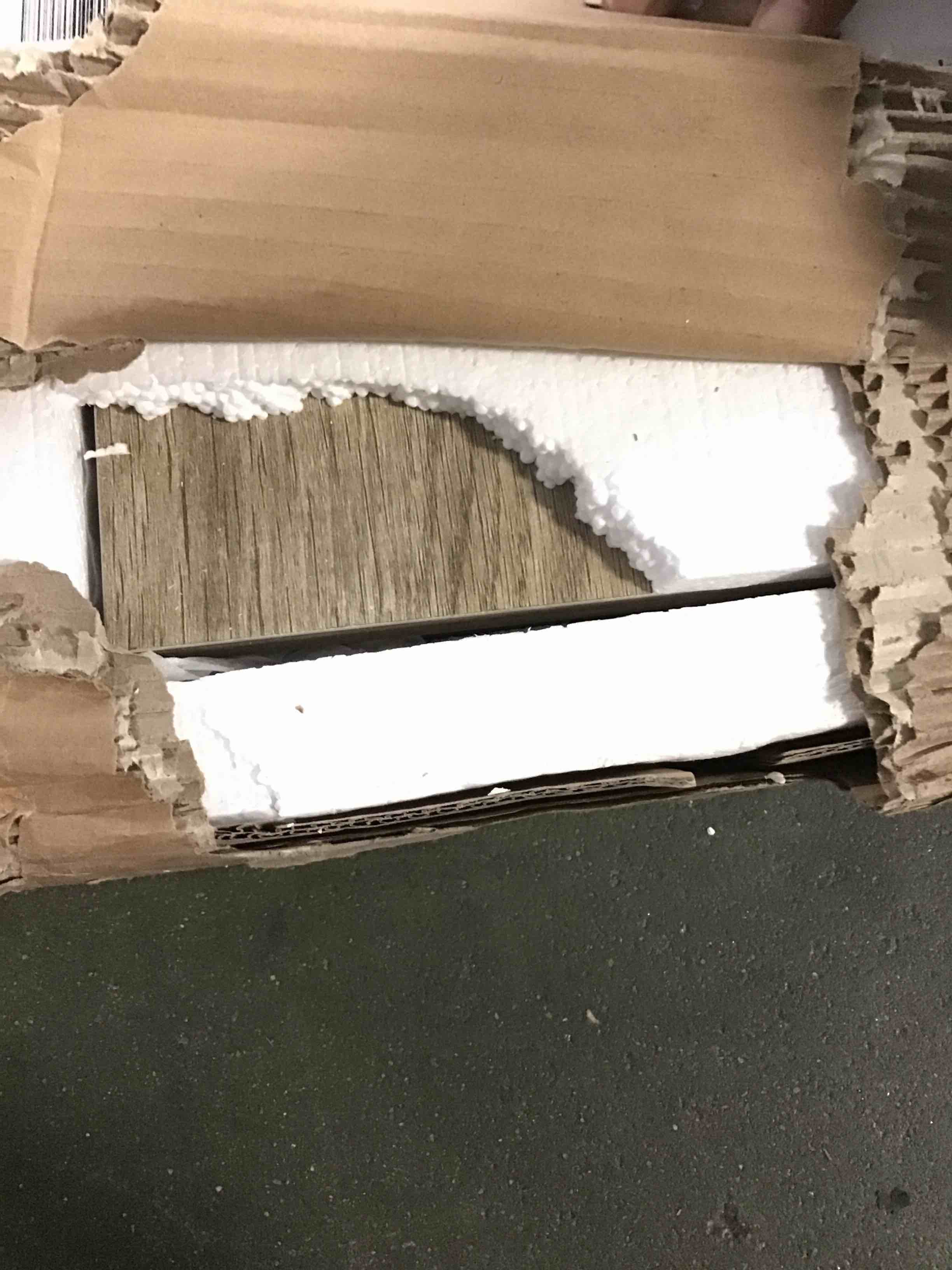 https://s3.amazonaws.com/lotting-images-prod/bidfta/YEL5251596_1692026691406.jpeg