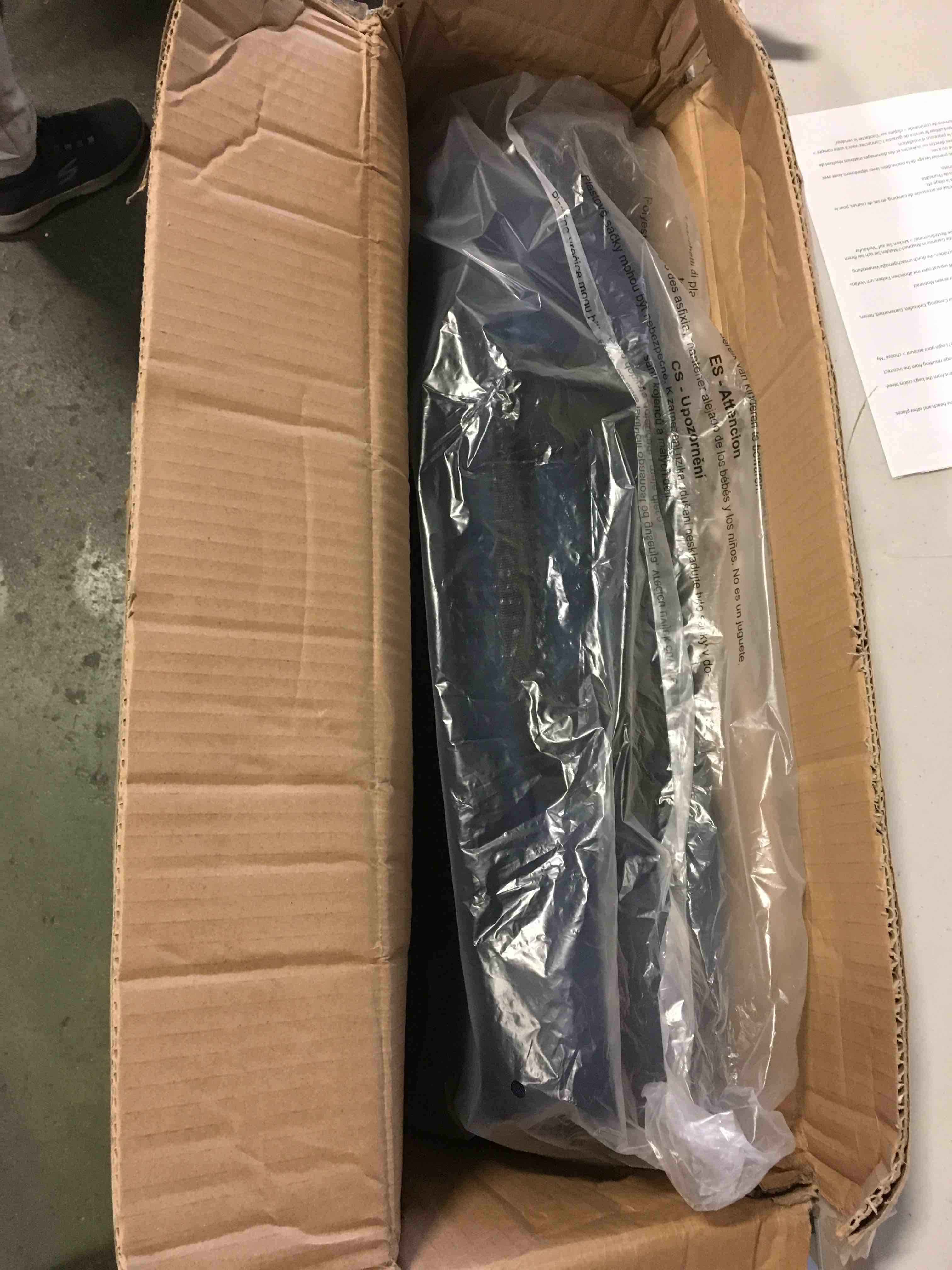 https://s3.amazonaws.com/lotting-images-prod/bidfta/YEL5252006_1695386681989.jpeg