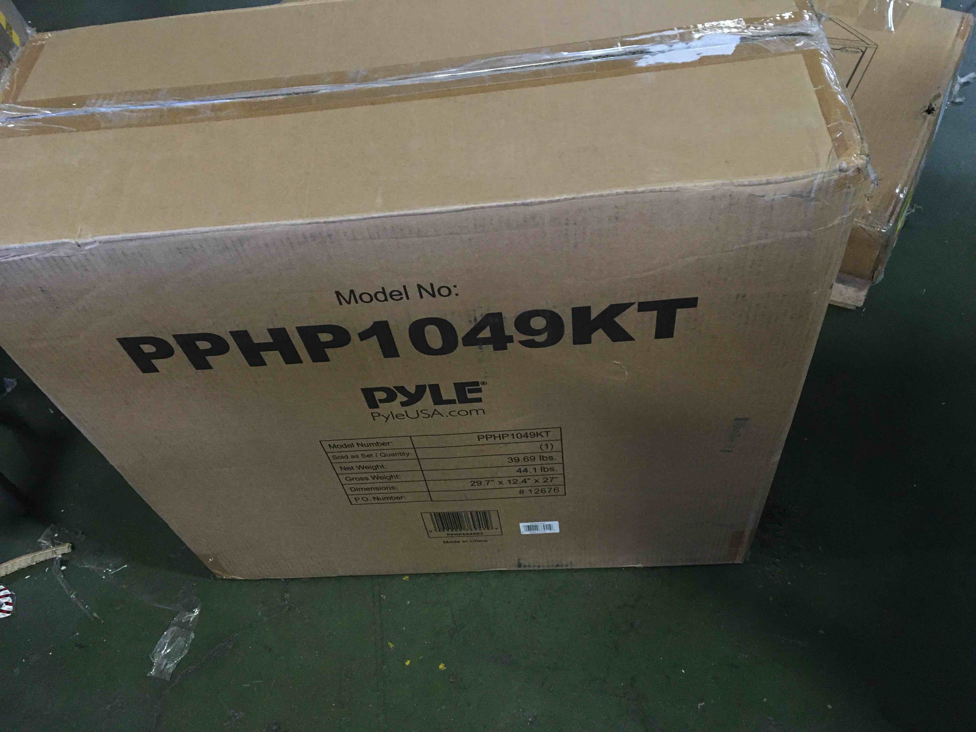 https://s3.amazonaws.com/lotting-images-prod/bidfta/YEL5252060_1695404013167.jpeg