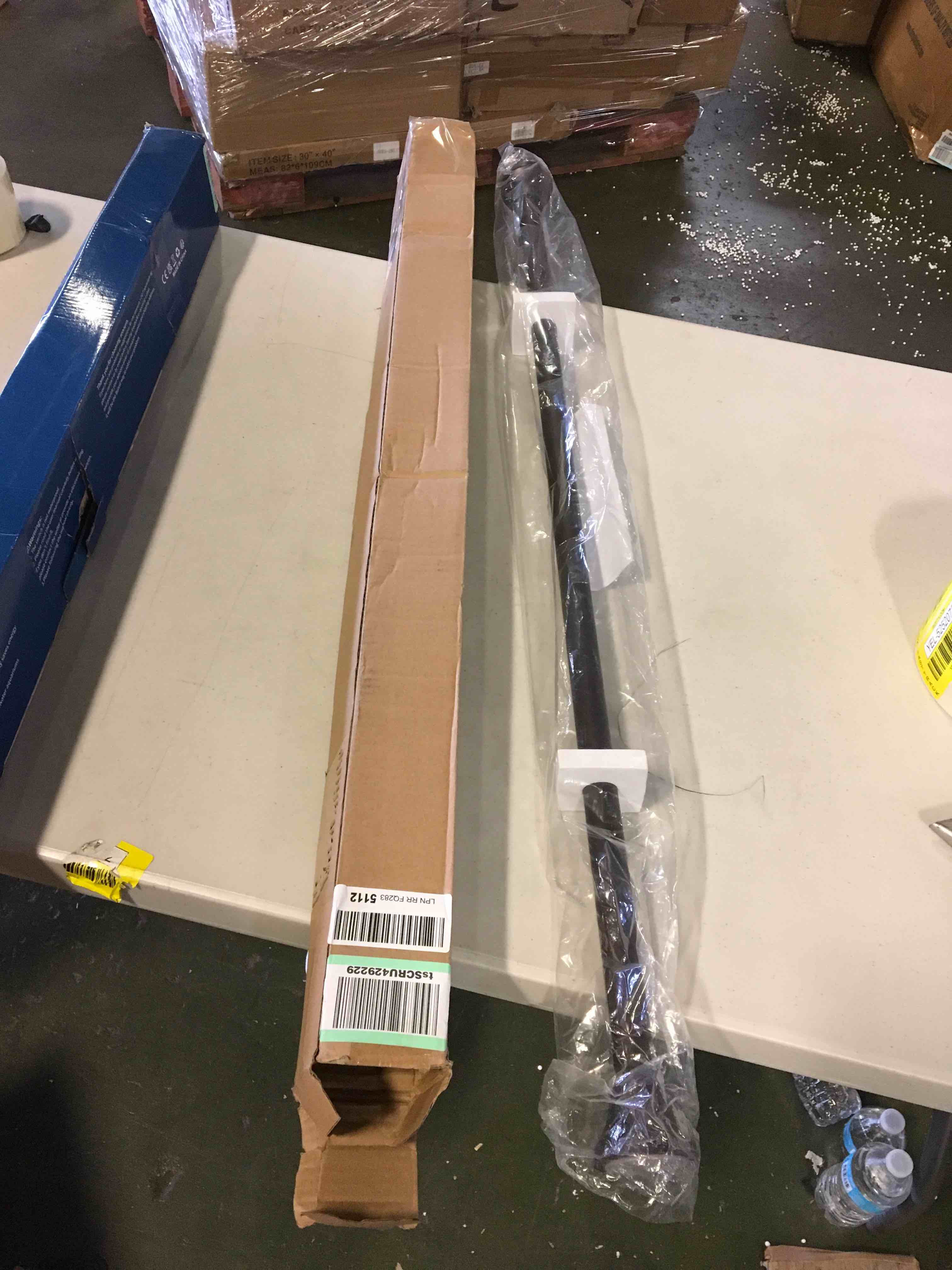 https://s3.amazonaws.com/lotting-images-prod/bidfta/YEL5252072_1695408147710.jpeg