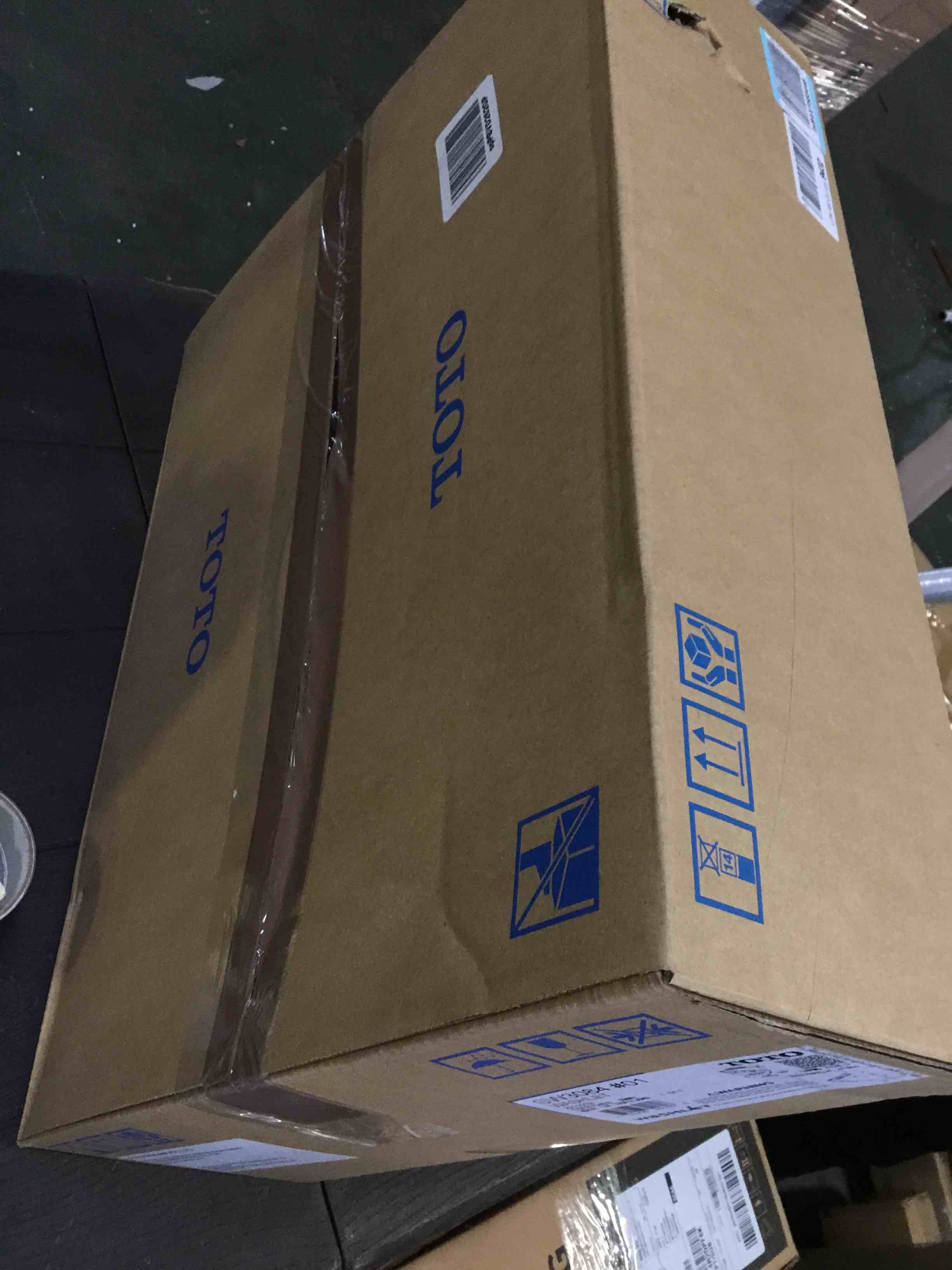 https://s3.amazonaws.com/lotting-images-prod/bidfta/YEL5252173_1695666067322.jpeg