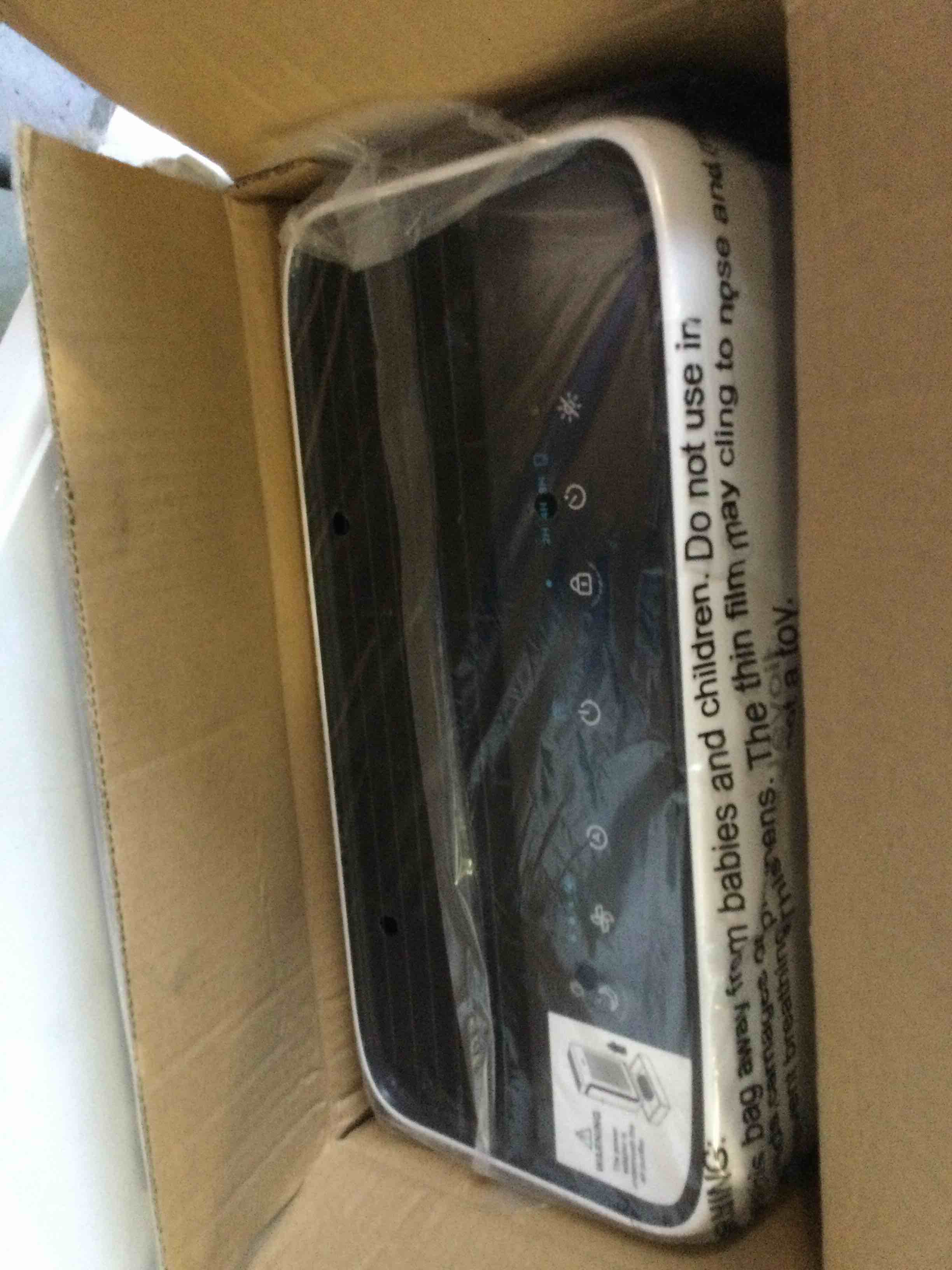 https://s3.amazonaws.com/lotting-images-prod/bidfta/YEL5255219_1695757204787.jpeg