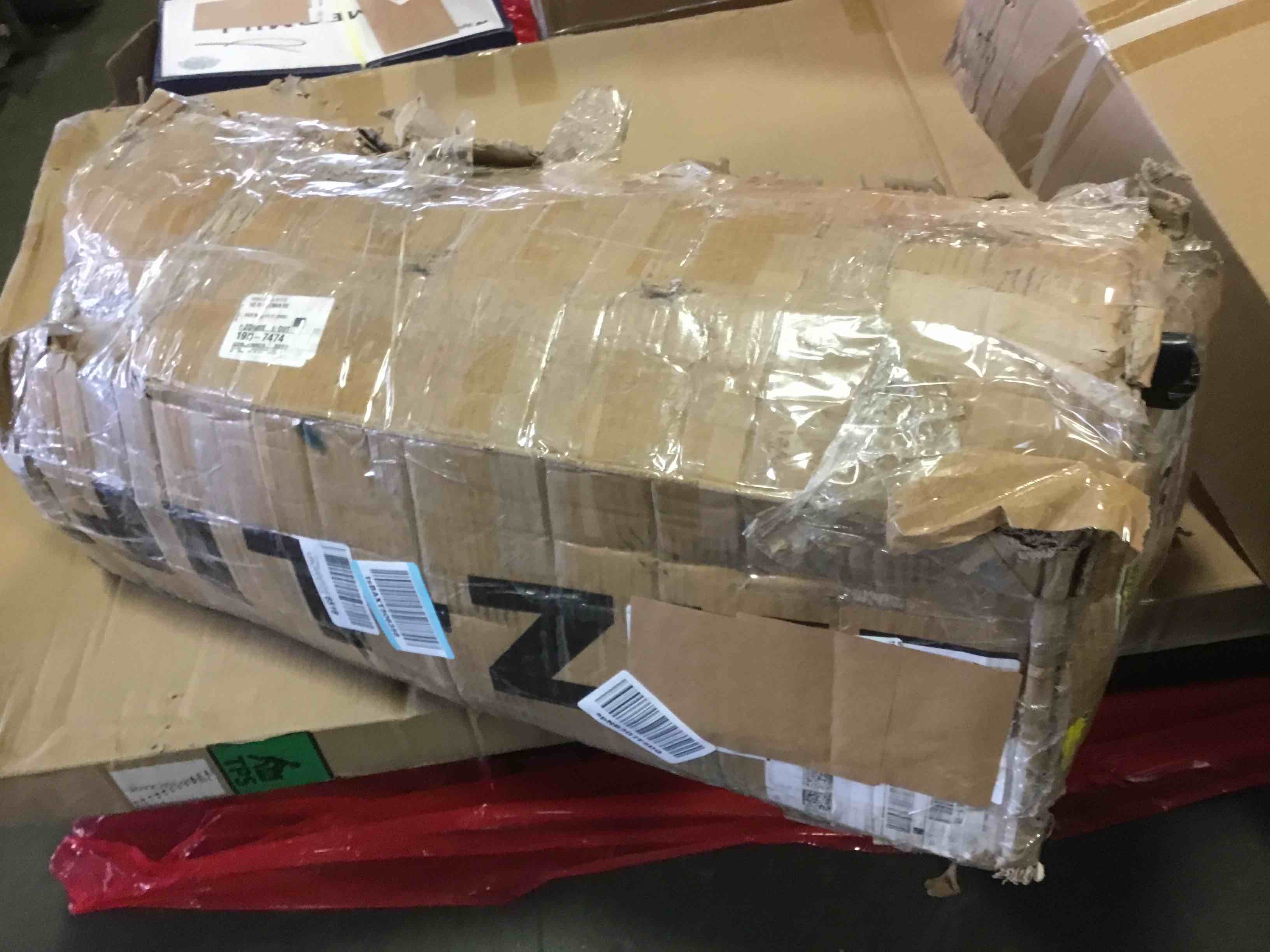 https://s3.amazonaws.com/lotting-images-prod/bidfta/YEL5258177_1695301209219.jpeg