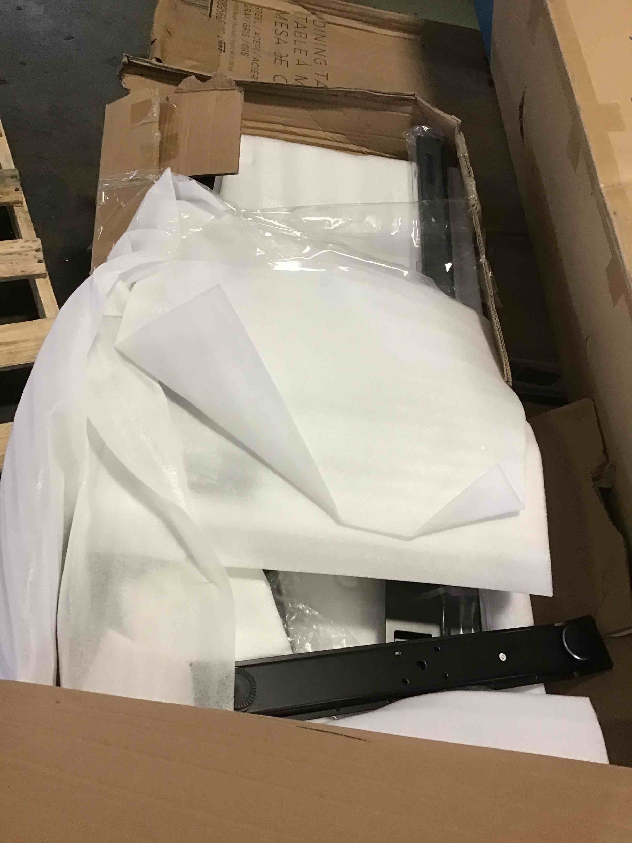 https://s3.amazonaws.com/lotting-images-prod/bidfta/YEL5258293_1695321661831.jpeg