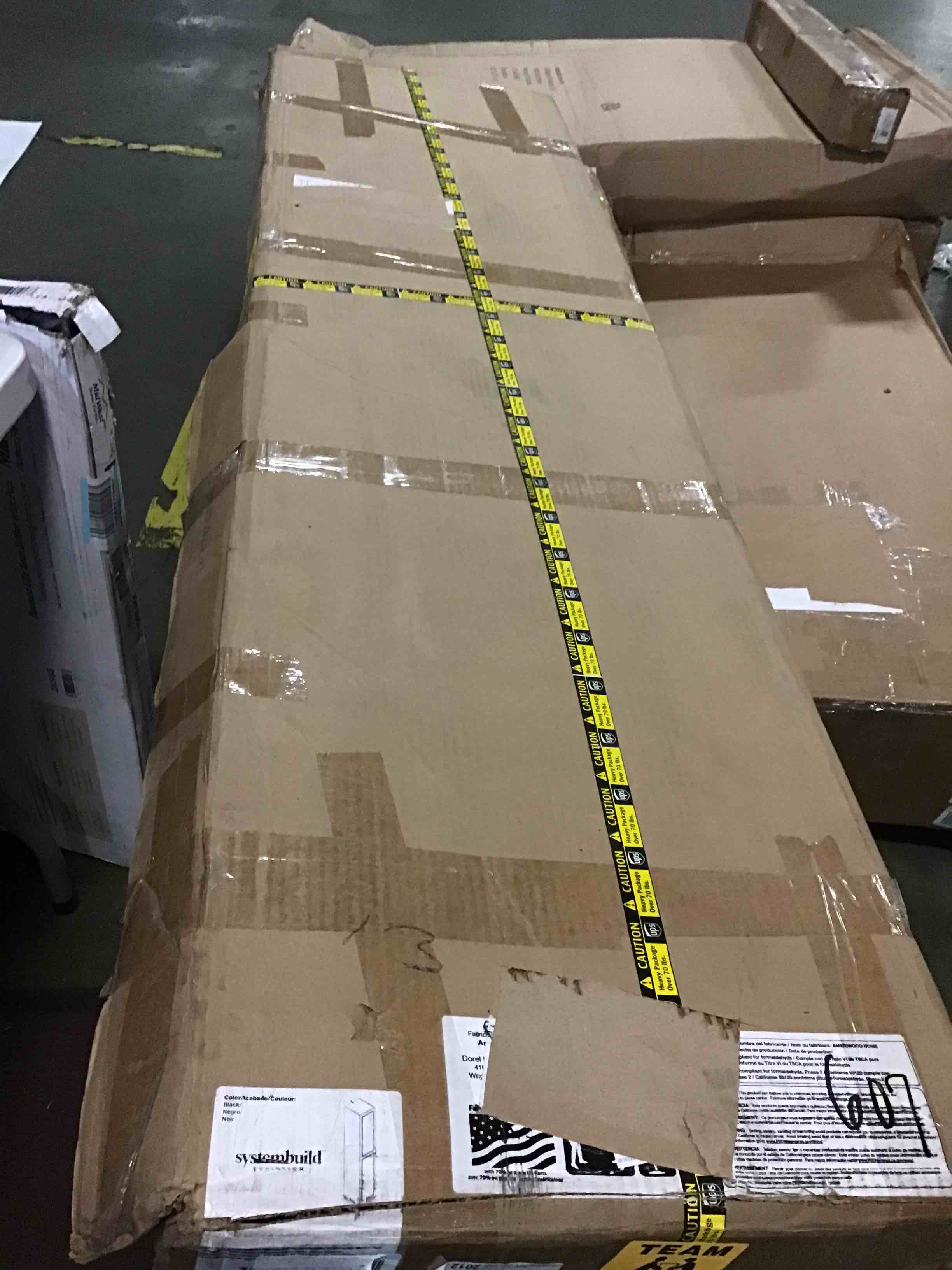 https://s3.amazonaws.com/lotting-images-prod/bidfta/YEL5258351_1695381138629.jpeg