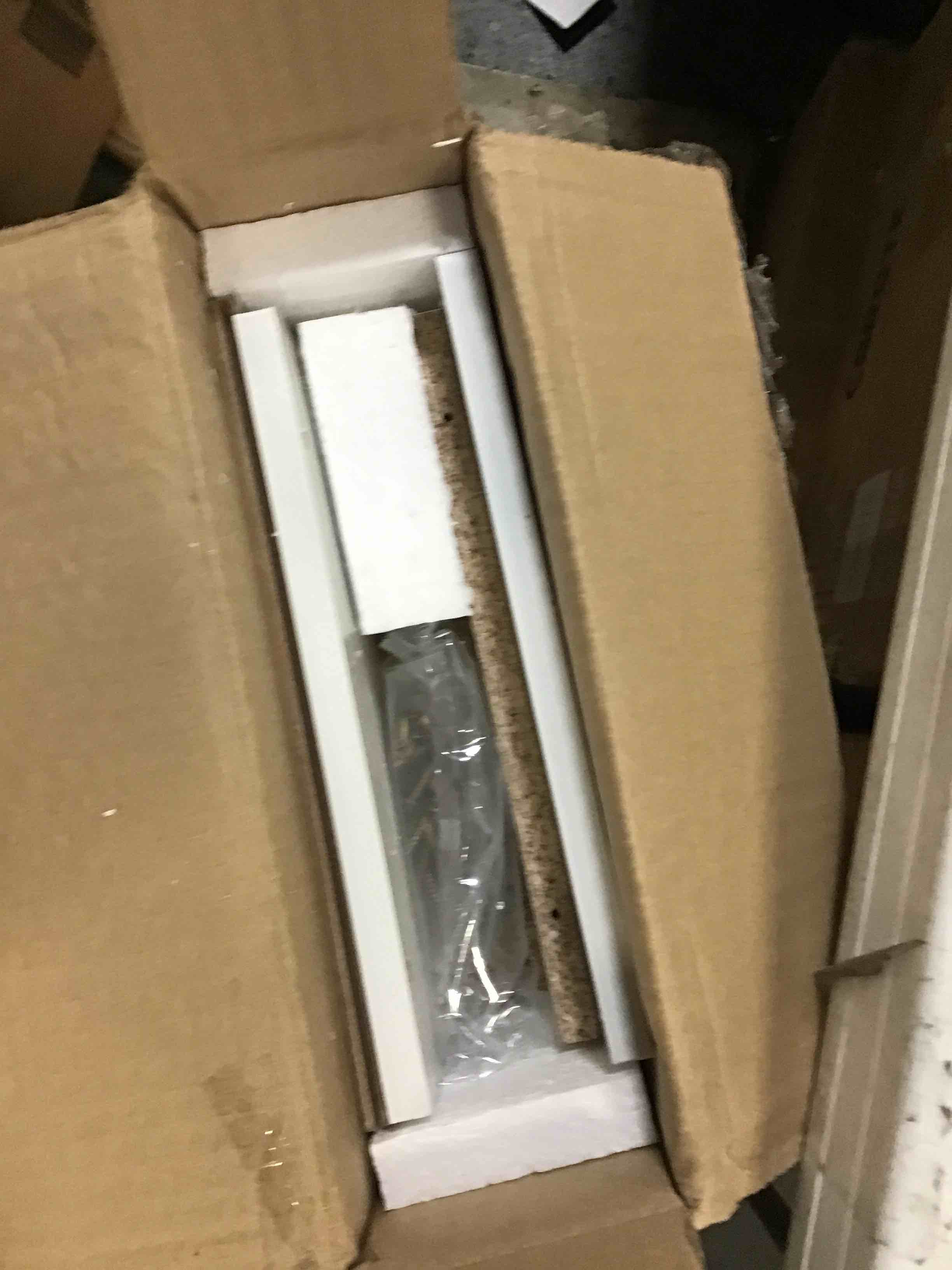 https://s3.amazonaws.com/lotting-images-prod/bidfta/YEL5259369_1696009602968.jpeg