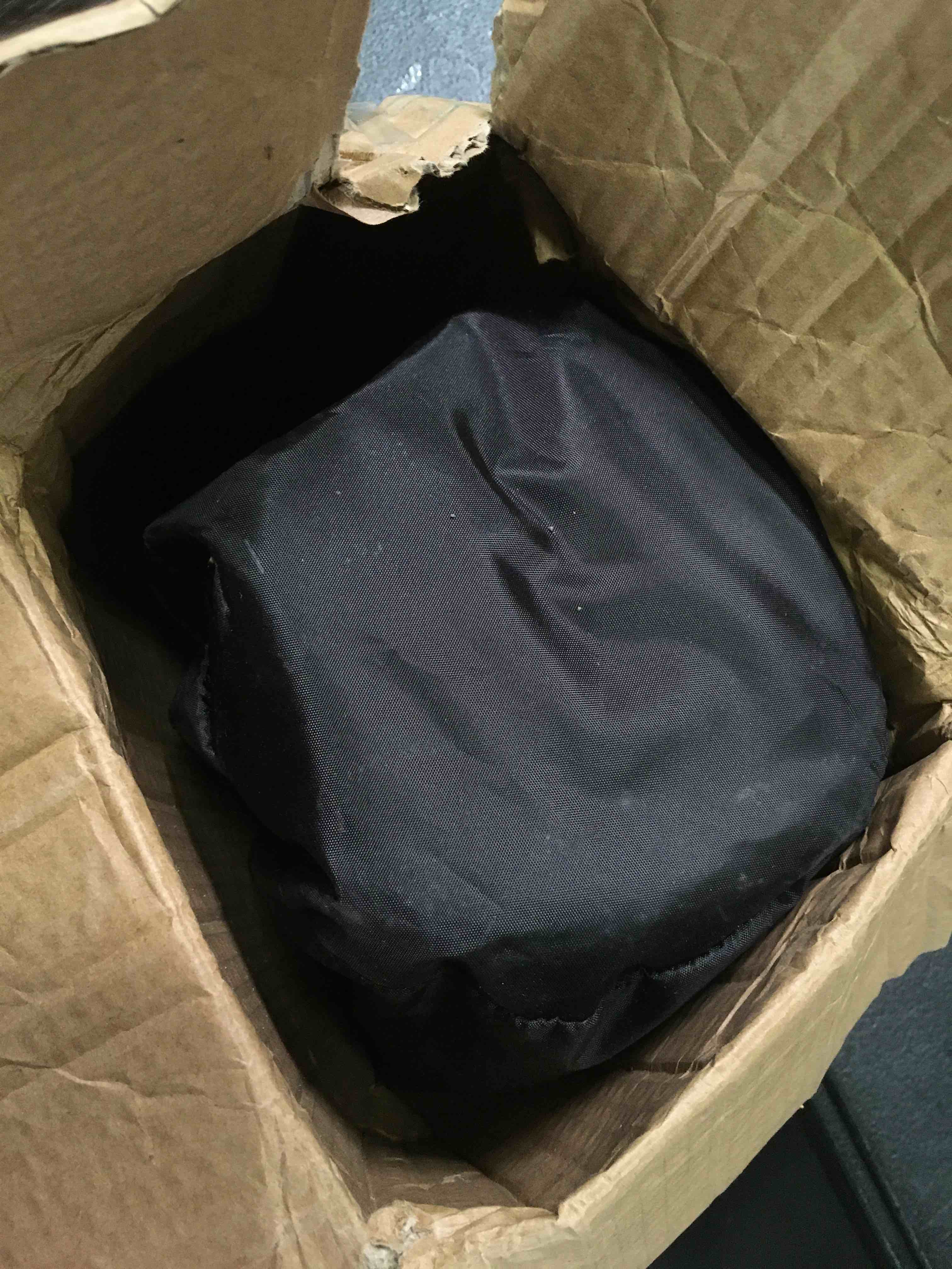 https://s3.amazonaws.com/lotting-images-prod/bidfta/YEL5259500_1695055068219.jpeg