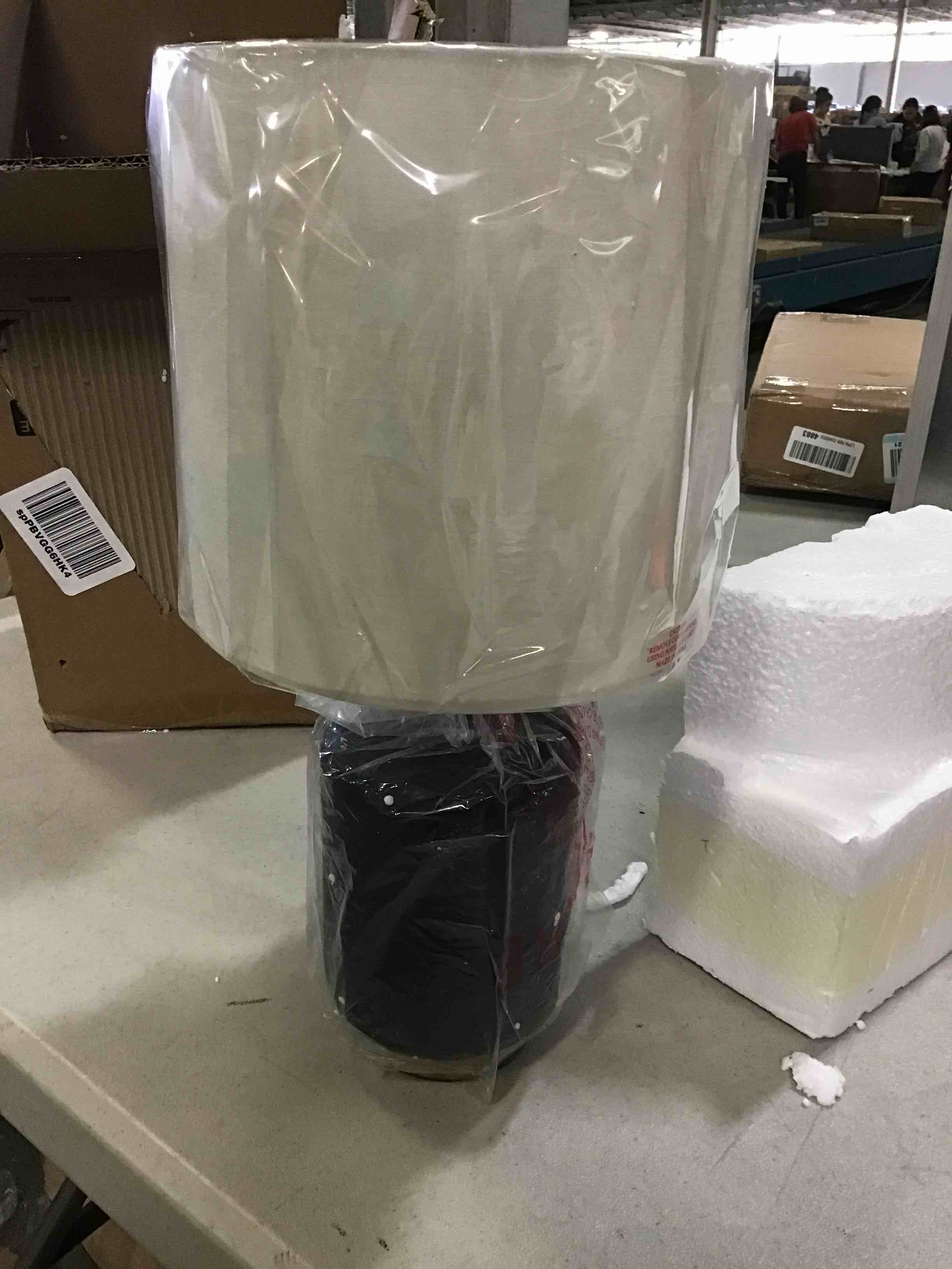 https://s3.amazonaws.com/lotting-images-prod/bidfta/YEL5259767_1695153412230.jpeg