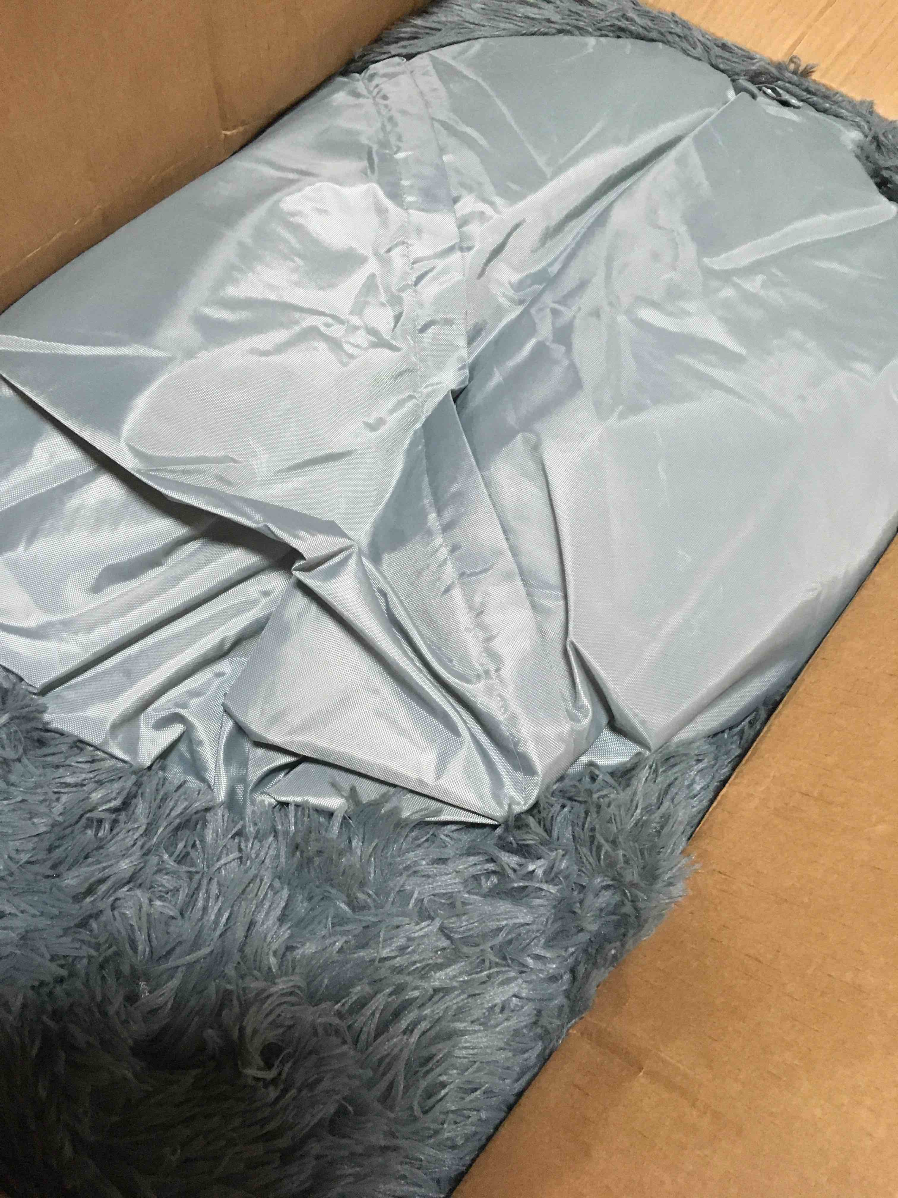 https://s3.amazonaws.com/lotting-images-prod/bidfta/YEL5259995_1695306652821.jpeg