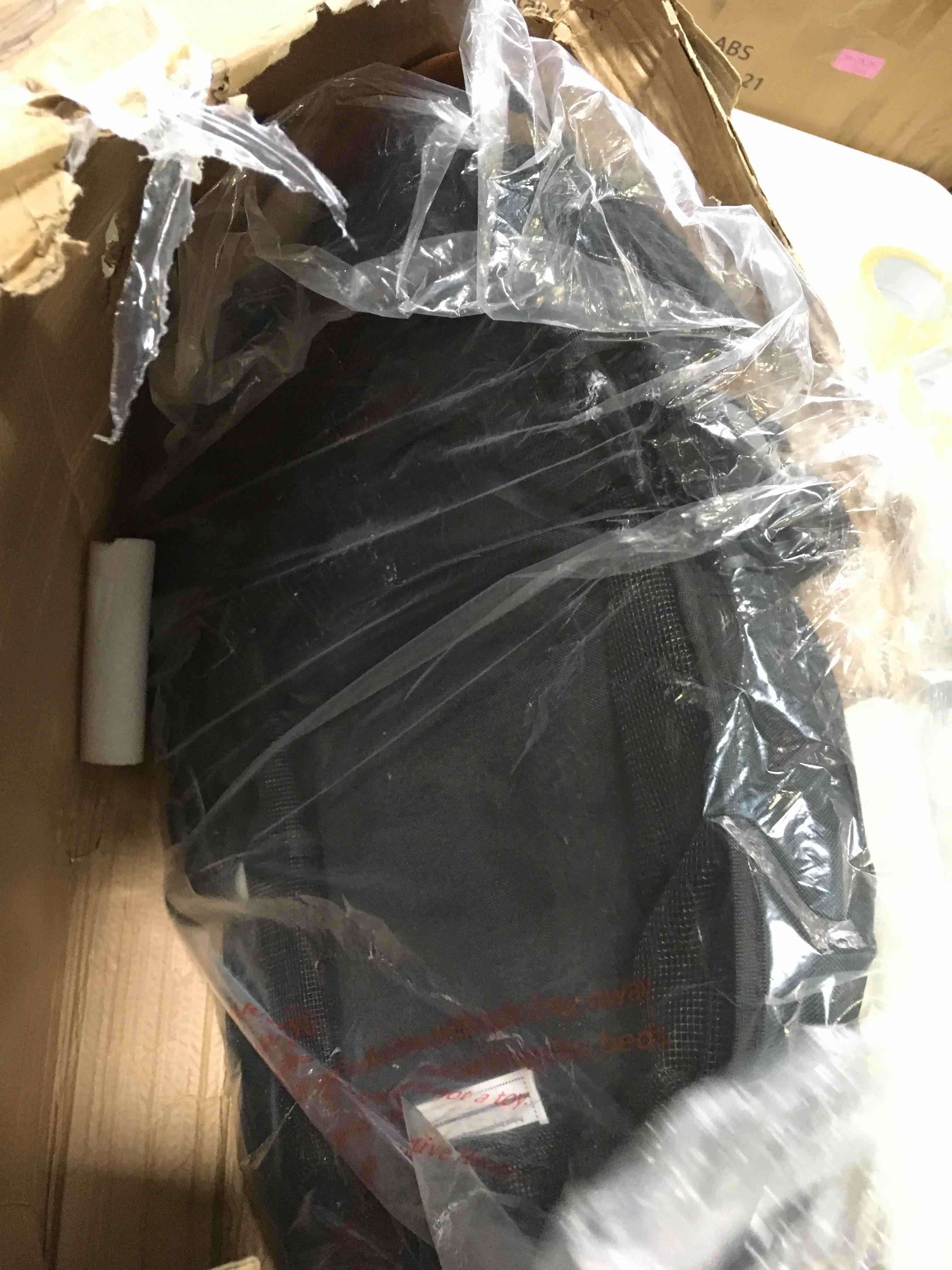 https://s3.amazonaws.com/lotting-images-prod/bidfta/YEL5260005_1695308533076.jpeg