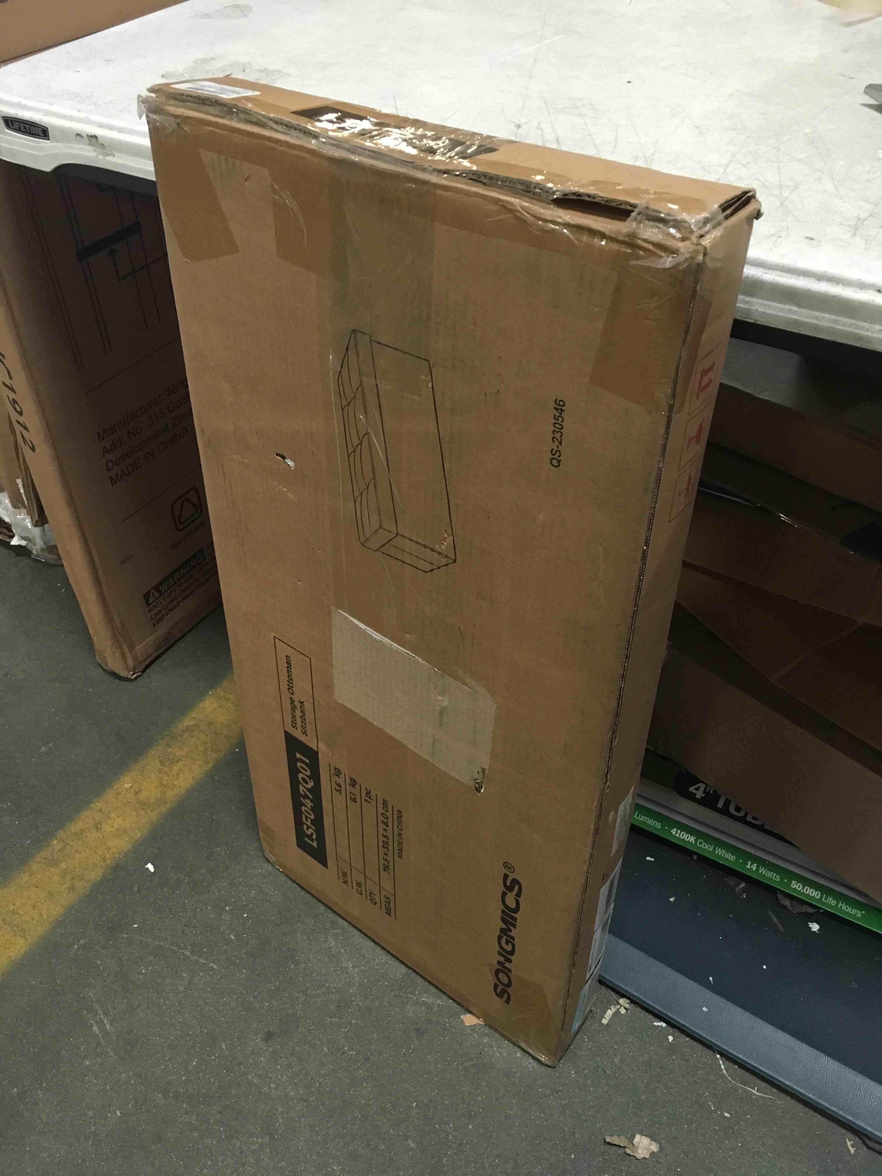 https://s3.amazonaws.com/lotting-images-prod/bidfta/YEL5260082_1695321328090.jpeg