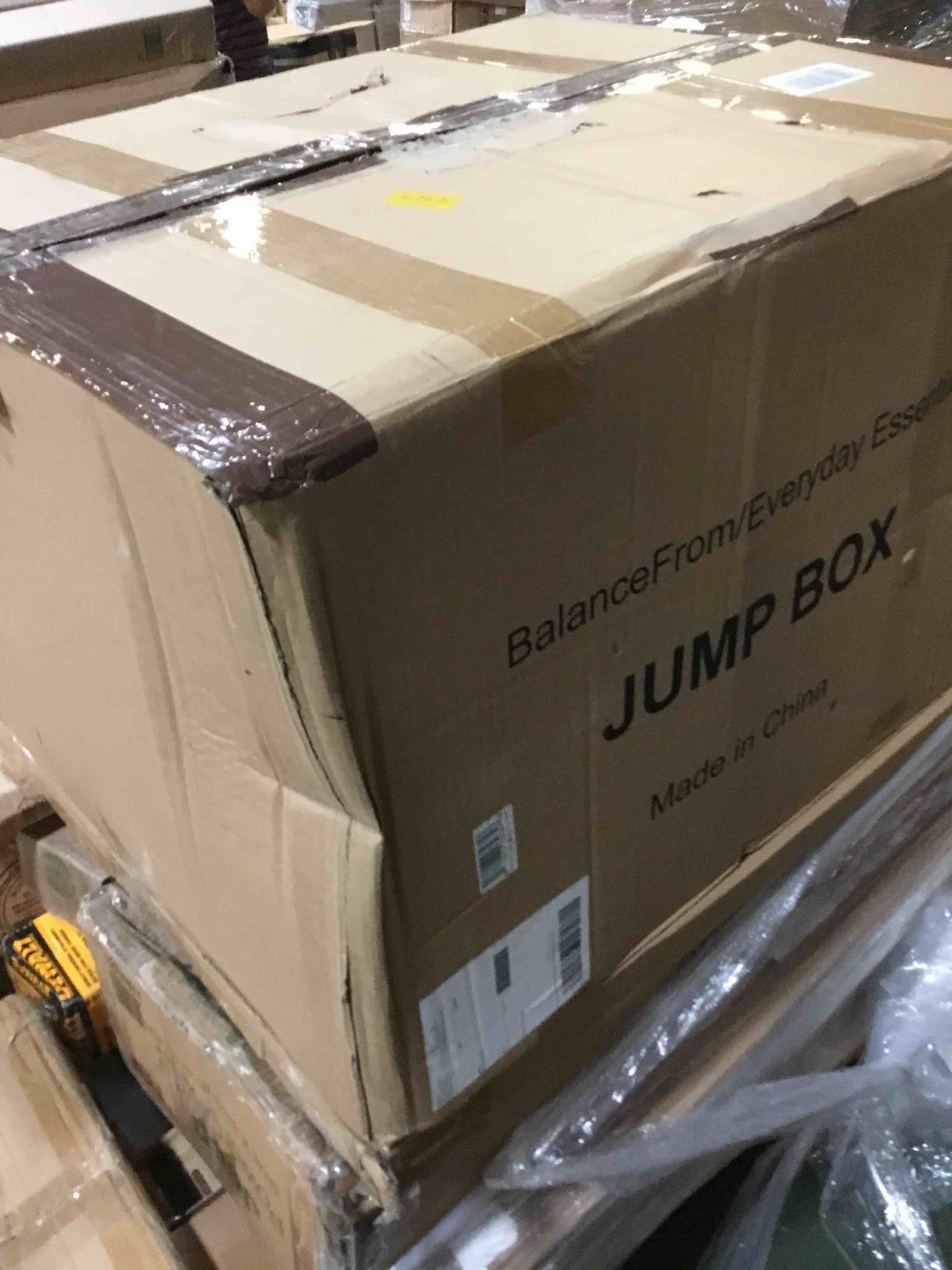 https://s3.amazonaws.com/lotting-images-prod/bidfta/YEL5260139_1695383180775.jpeg