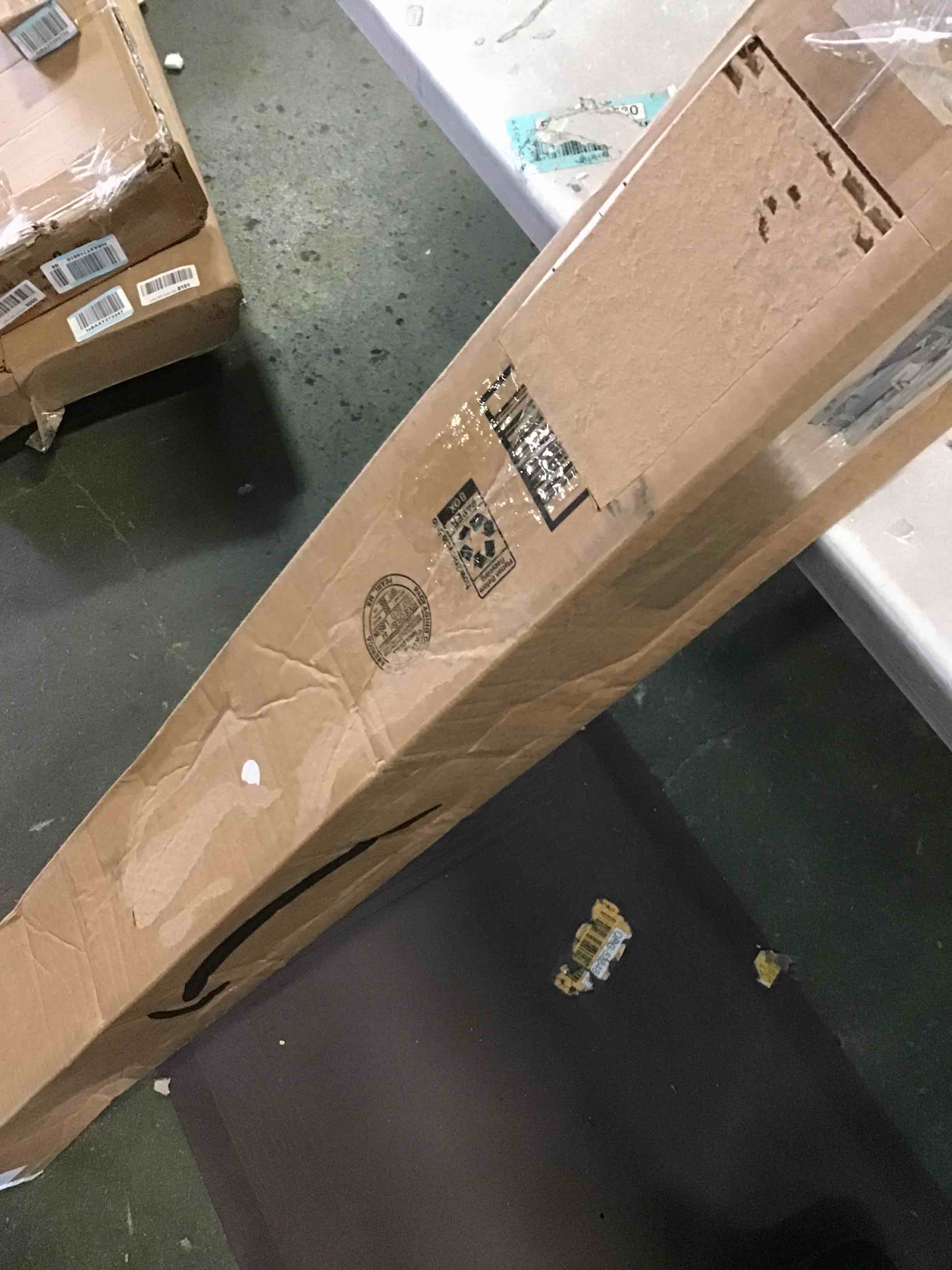 https://s3.amazonaws.com/lotting-images-prod/bidfta/YEL5260359_1695654118637.jpeg
