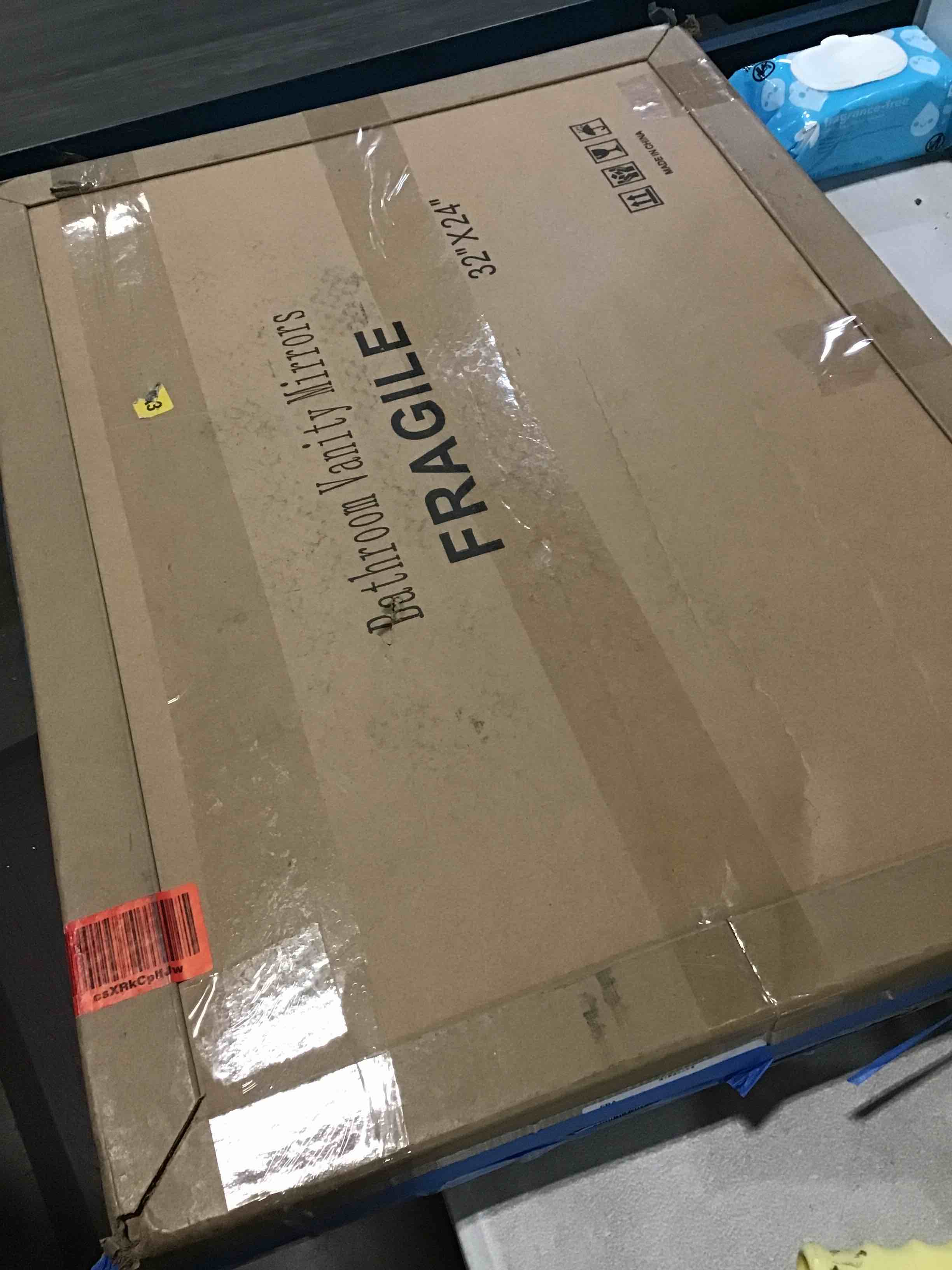 https://s3.amazonaws.com/lotting-images-prod/bidfta/YEL5260761_1695819920680.jpeg