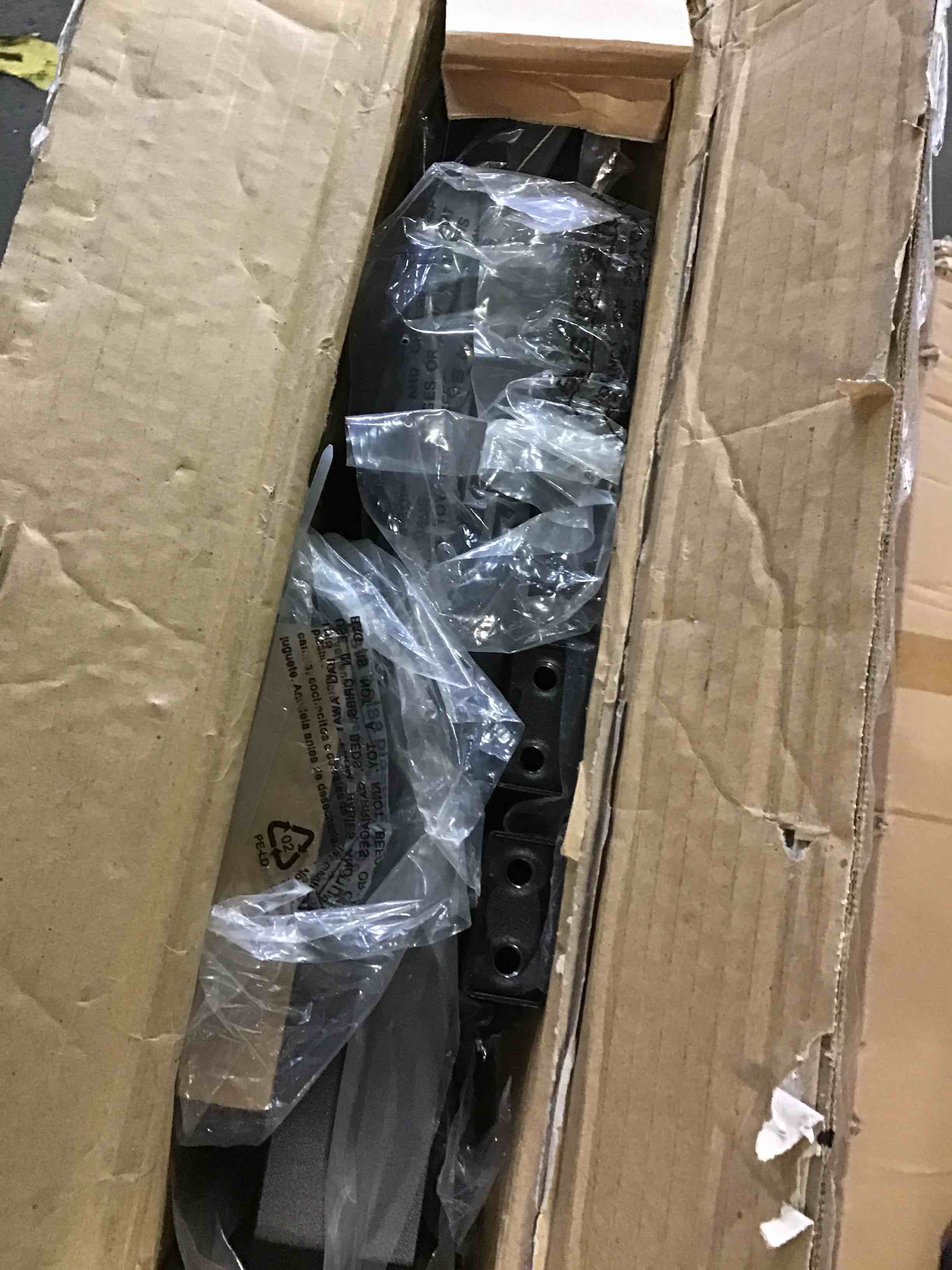 https://s3.amazonaws.com/lotting-images-prod/bidfta/YEL5260858_1695835407735.jpeg
