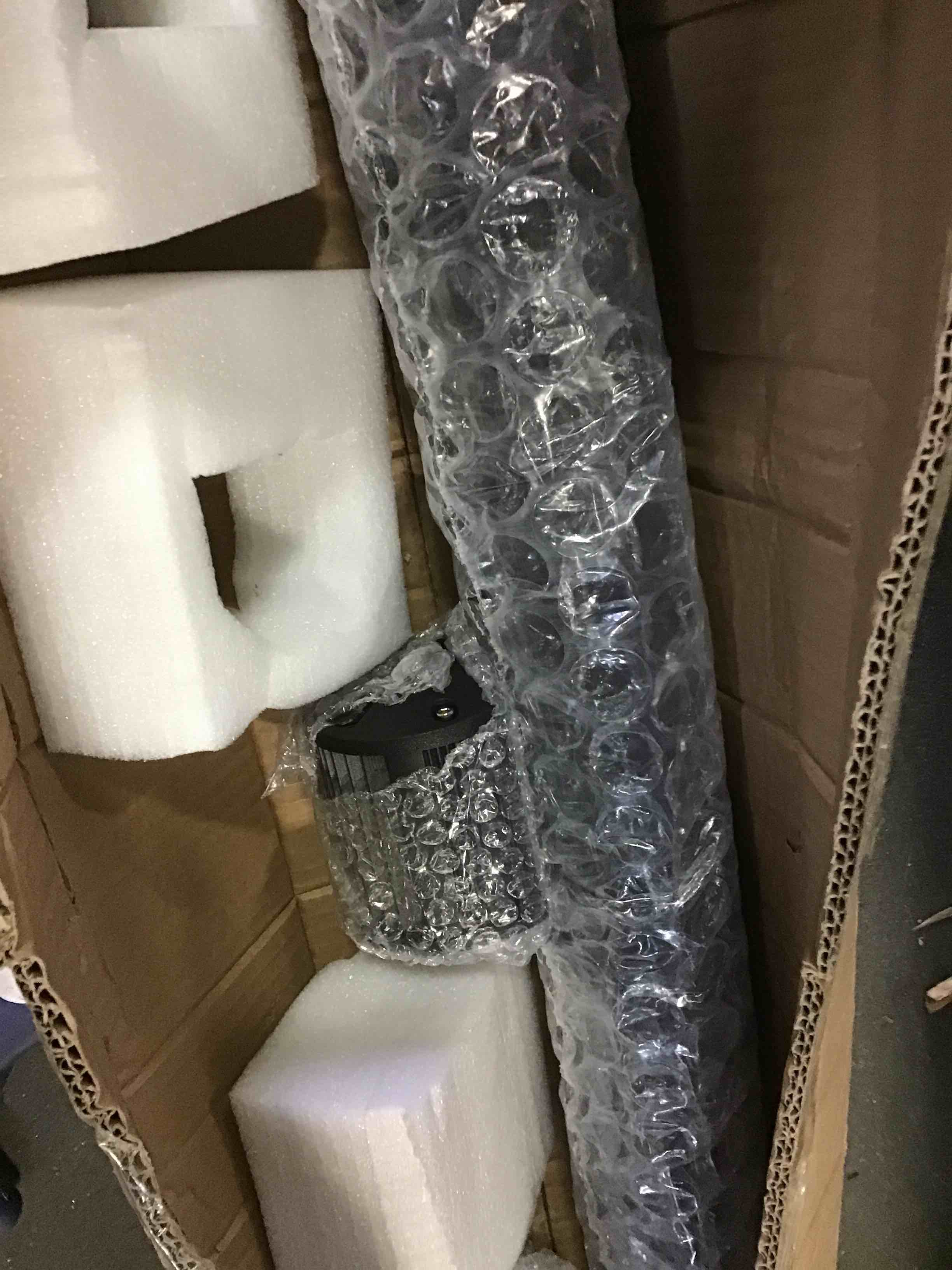 https://s3.amazonaws.com/lotting-images-prod/bidfta/YEL5260862_1695836005811.jpeg