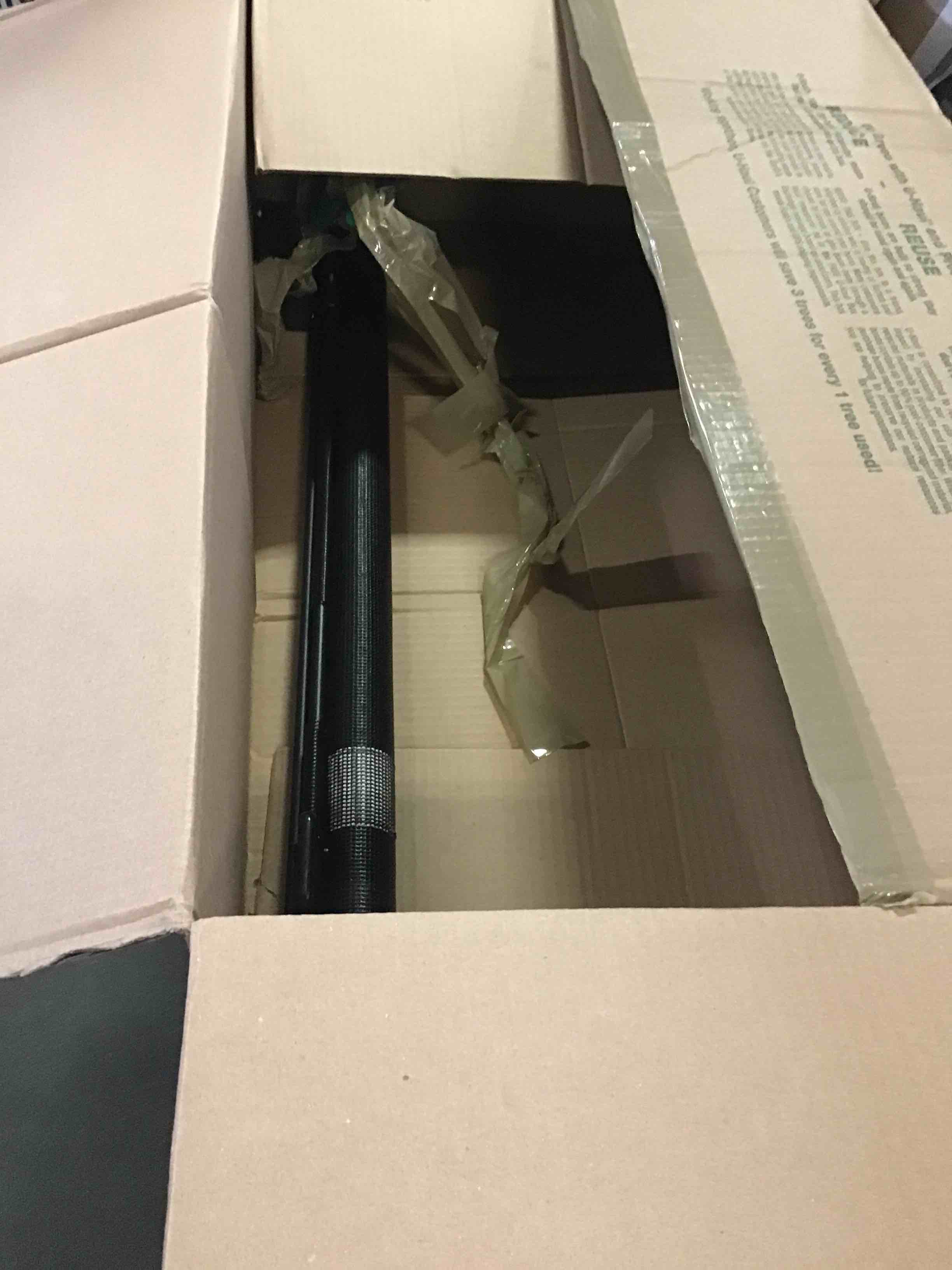 https://s3.amazonaws.com/lotting-images-prod/bidfta/YEL5260950_1695304601376.jpeg