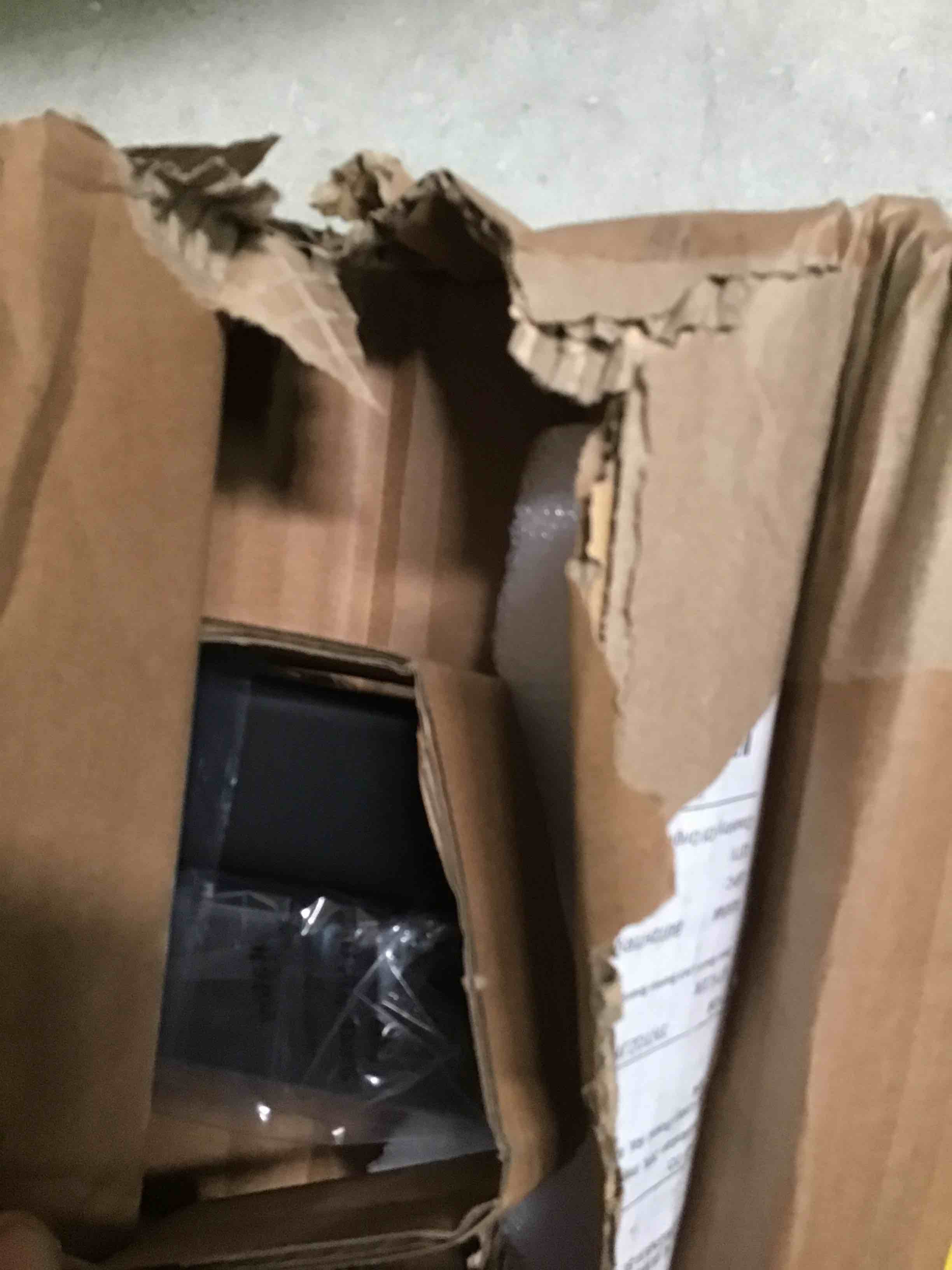 https://s3.amazonaws.com/lotting-images-prod/bidfta/YEL5261376_1695740152928.jpeg